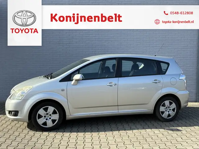 Toyota Verso 1.8 VVT-i Sol Automaat | 7-persoons | Trekhaak | N
