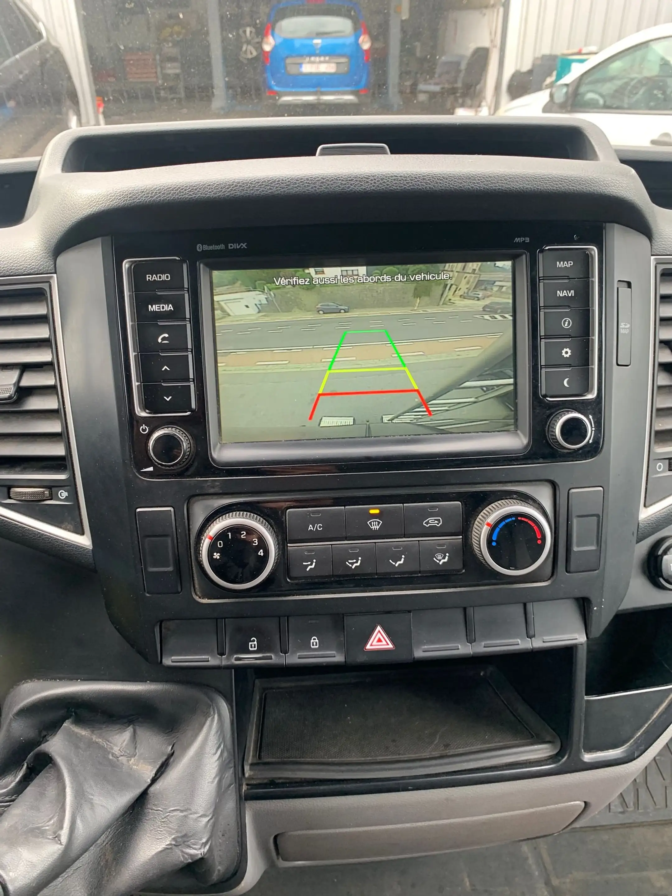 Hyundai H 350 H350 UTILITAIRE  LONG CHÂSSIS — photo 12