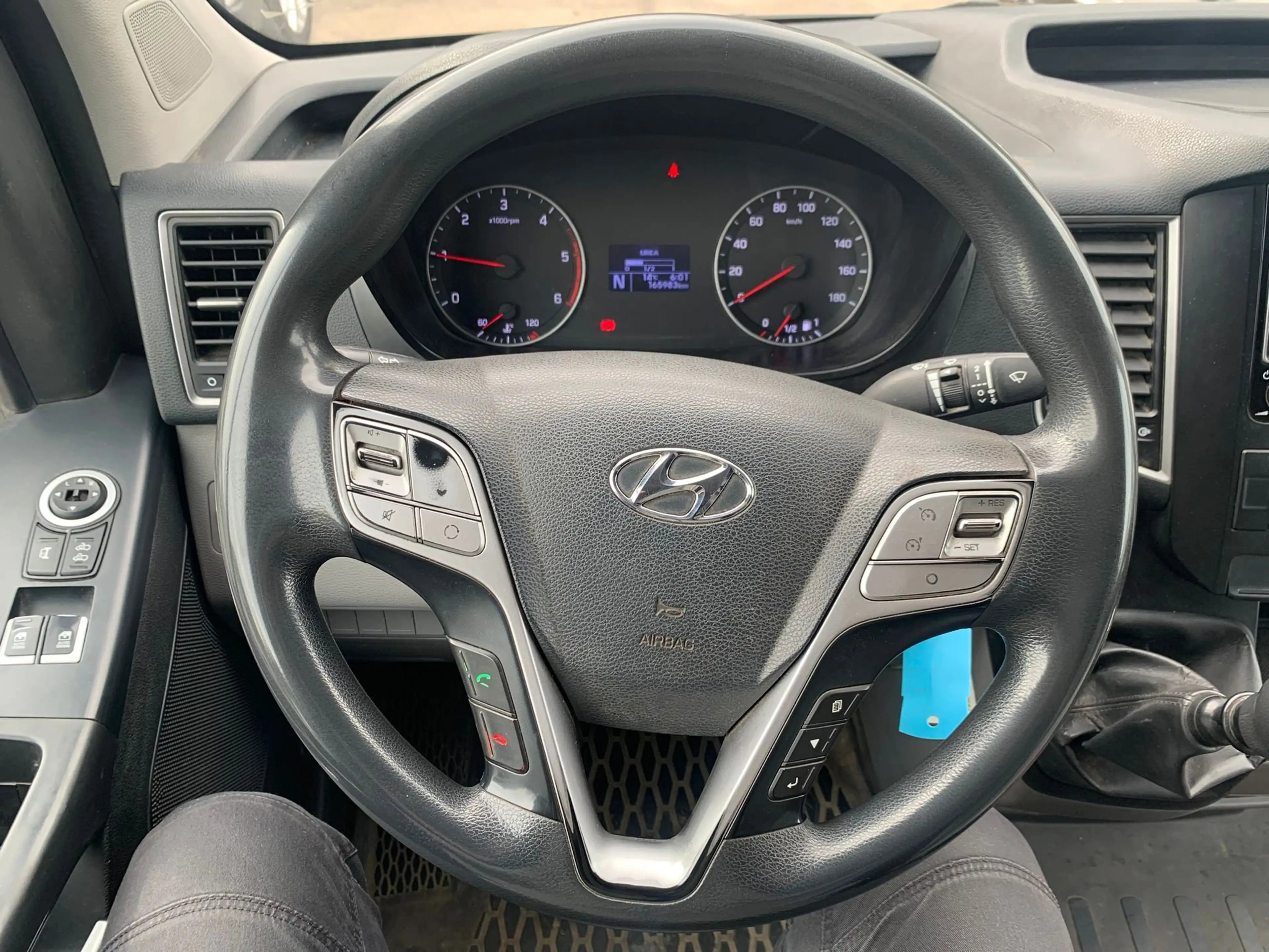 Hyundai H 350 H350 UTILITAIRE  LONG CHÂSSIS — photo 11