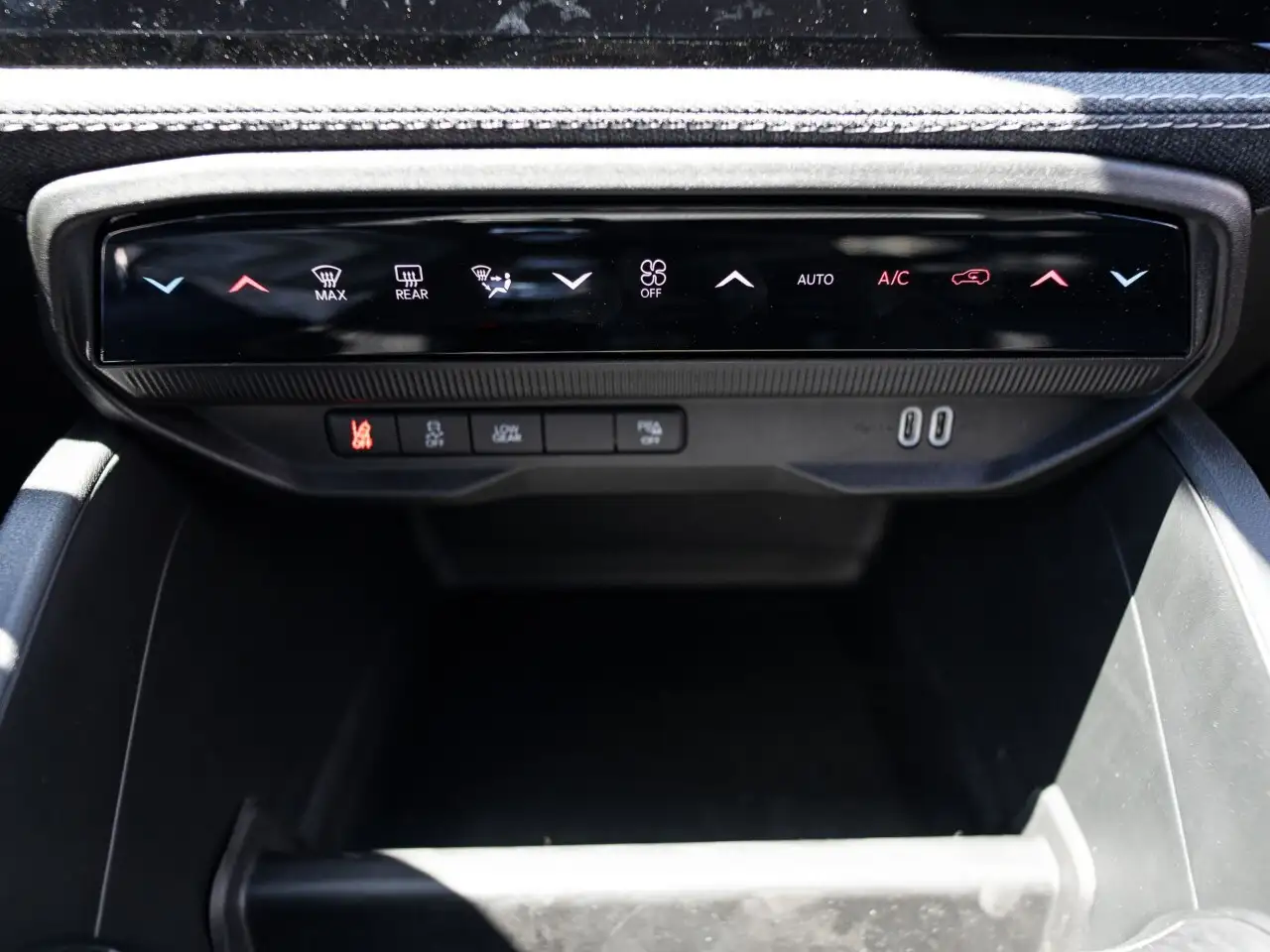 Jeep Cherokee photo Jeep Cherokee