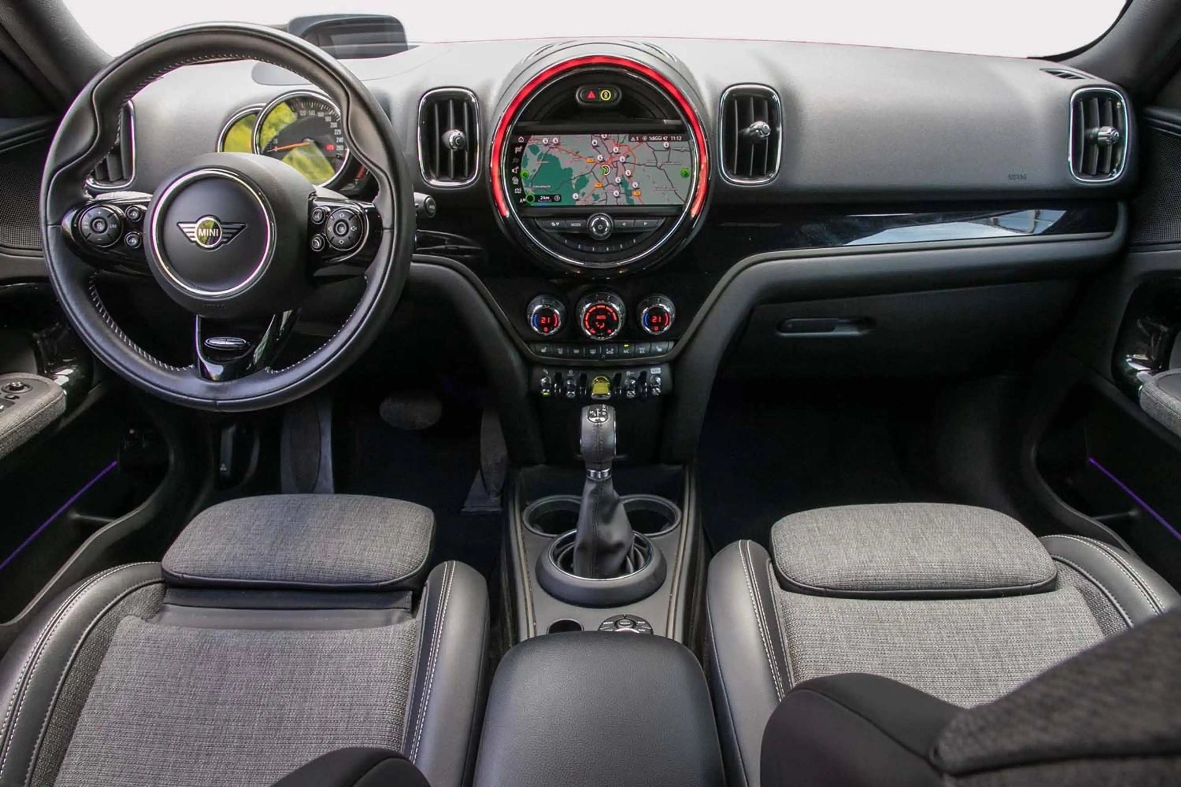 MINI Cooper SE Countryman Countryman Cooper SE Chili HeadUp Klima RFK LED — photo 5