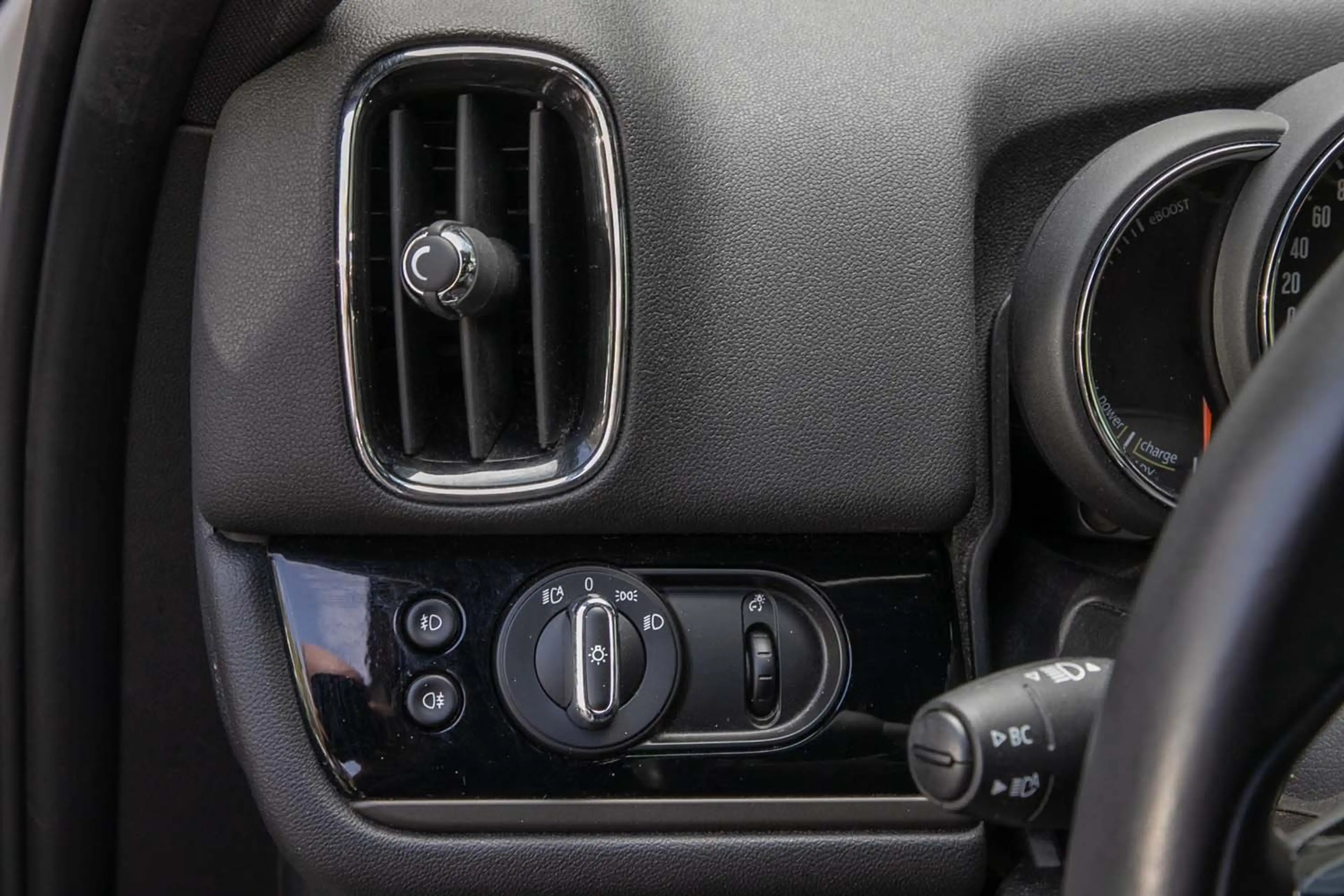 MINI Cooper SE Countryman Countryman Cooper SE Chili HeadUp Klima RFK LED — photo 11