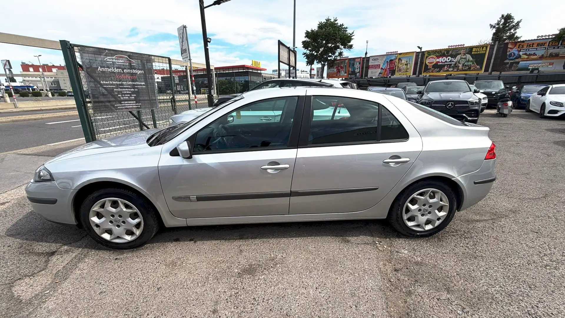 Renault Laguna Business 1,9 dCi Ds. 110PS Pickerl 03/27 Parkhilfe Silber - 2