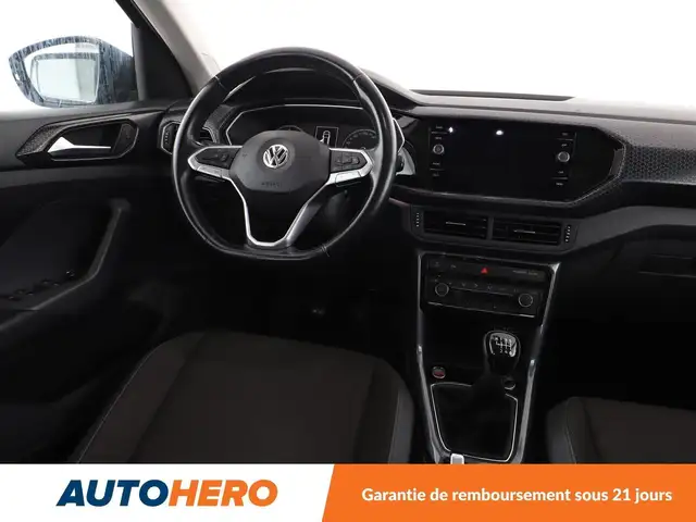 Volkswagen T-Cross view 12