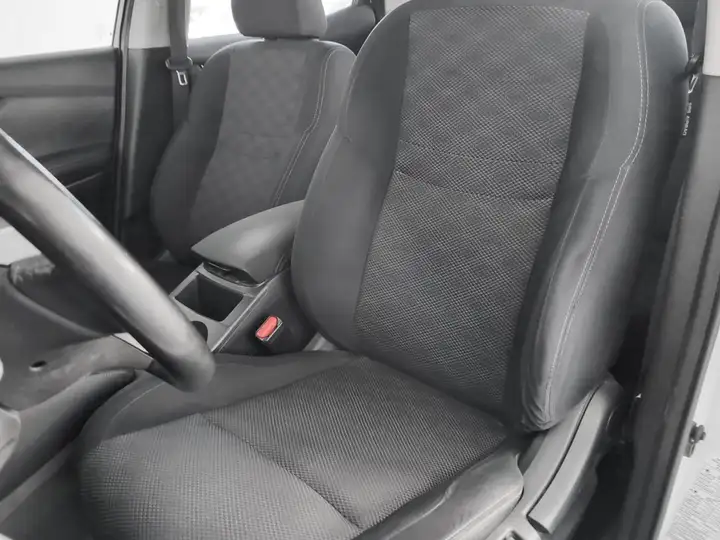 Nissan Qashqai 1.2 DIG-T Acenta 4x2 Xtronic 2017, foto 23
