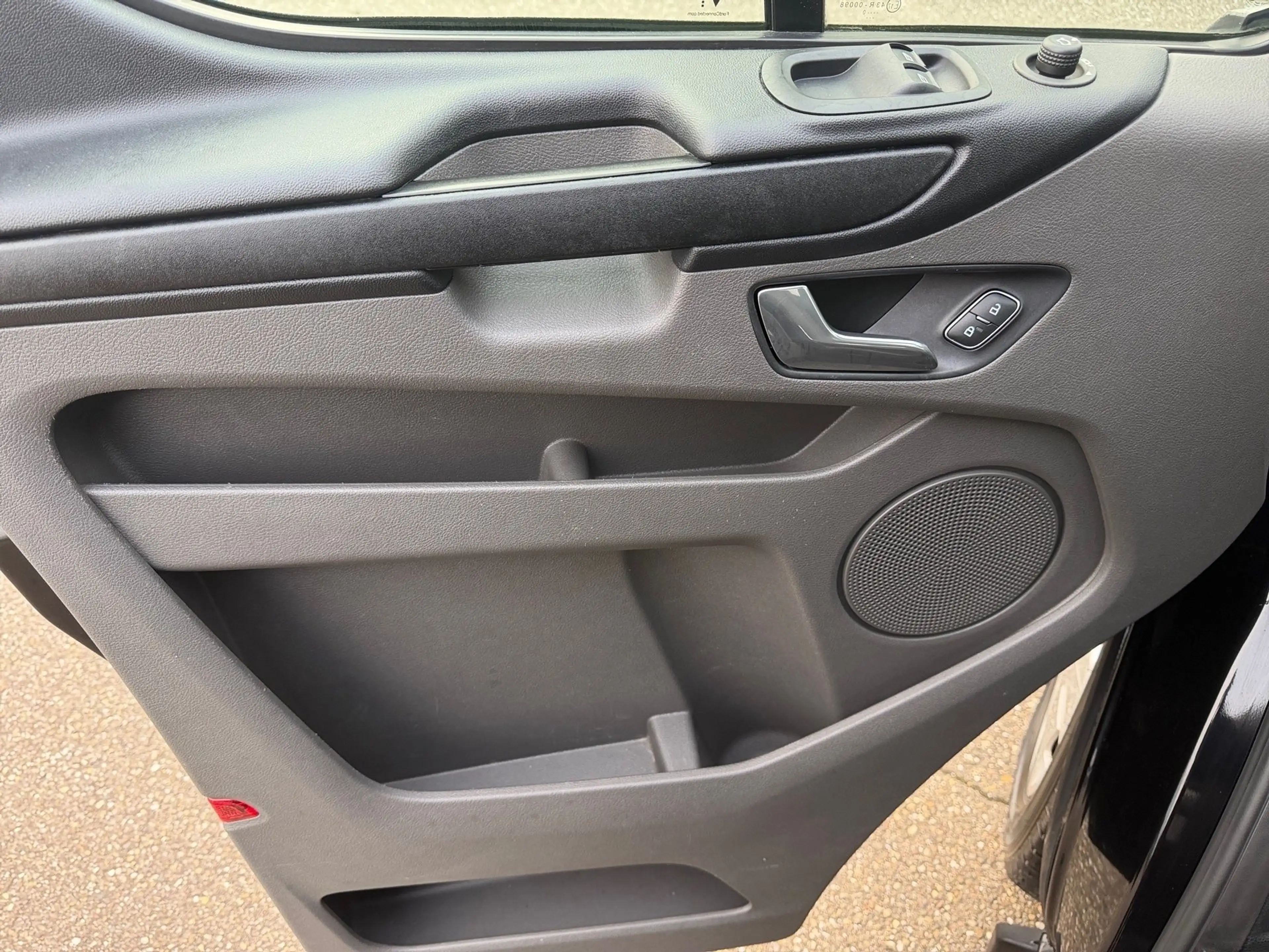 Ford Transit Custom 320 L1H1 VA Trend BT UPE: 38.889€ — photo 10