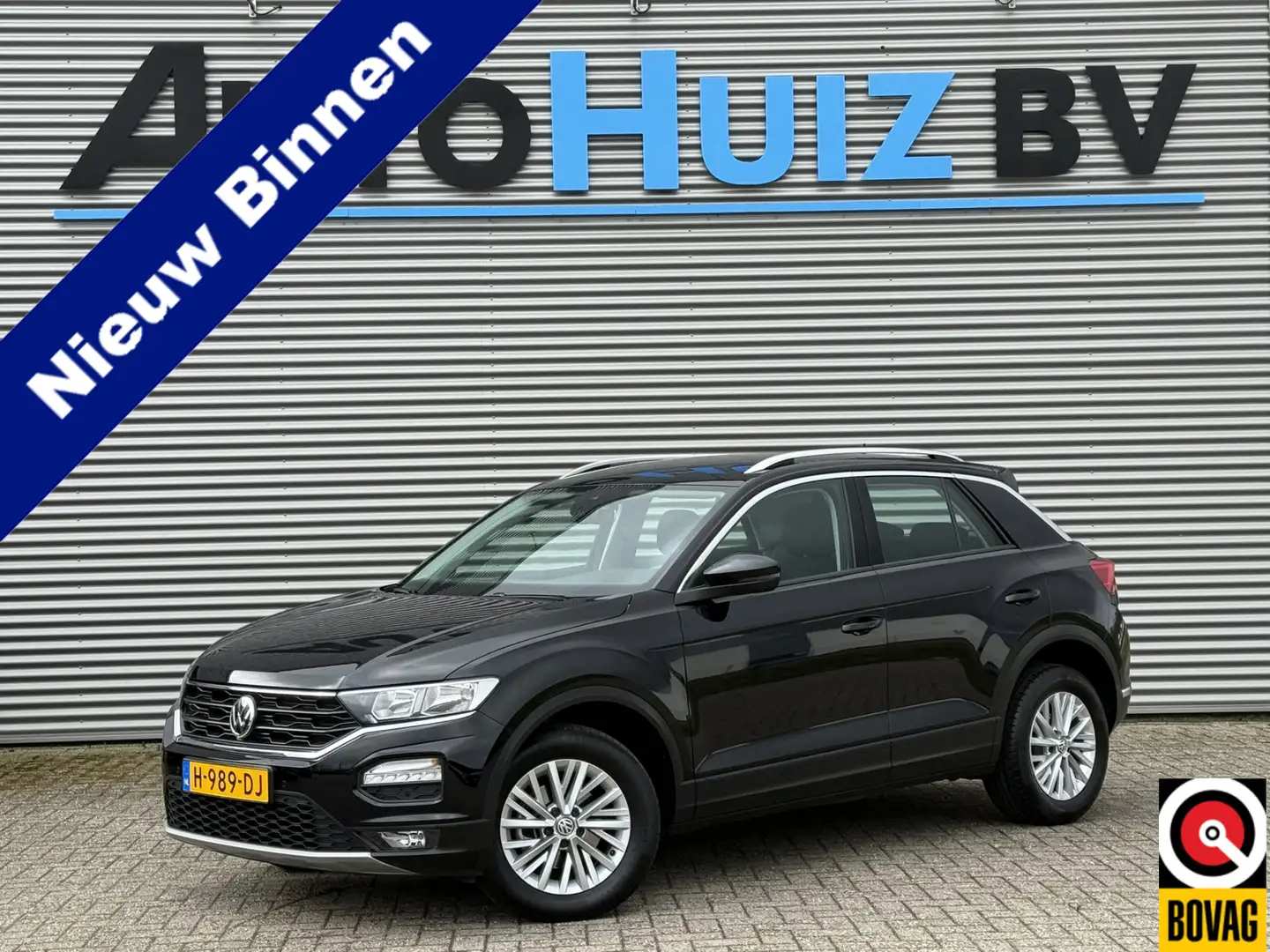 Volkswagen T-Roc 1.5 TSI DSG Style Business Navigatie Climate Contr Zwart - 1