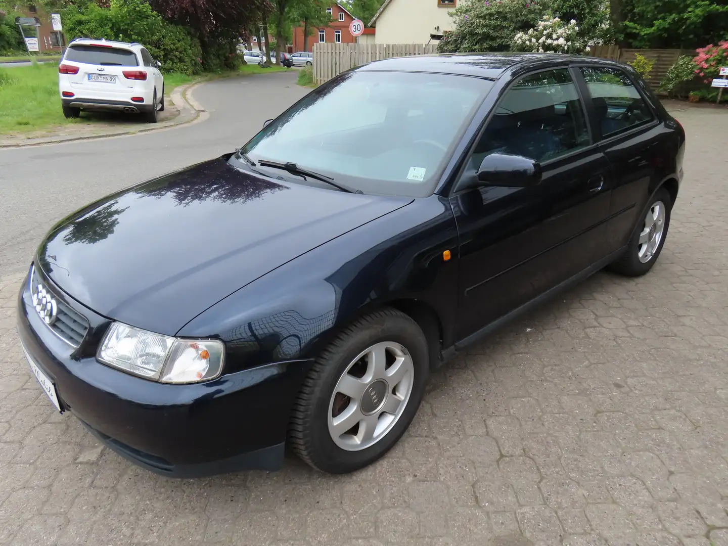 Audi A3 1.8 T Ambition*nur 118 TKM*HU neu*2.Hand*Klima*SHZ Blauw - 2