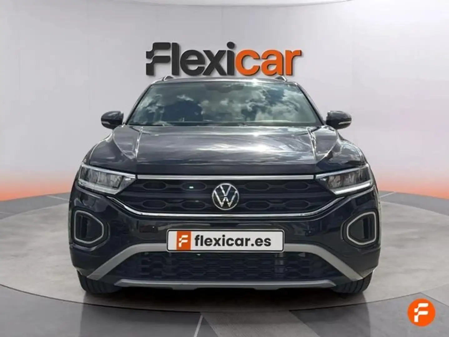 Volkswagen T-Roc 2.0TDI Life DSG7 110KW Negro - 2