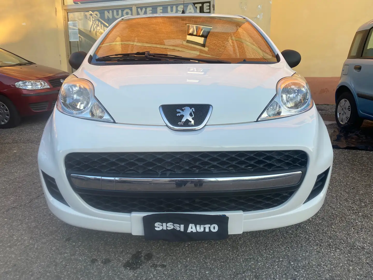 Peugeot 107 107 2005 1.0 12v Active (plaisir) 3p FL Weiß - 2