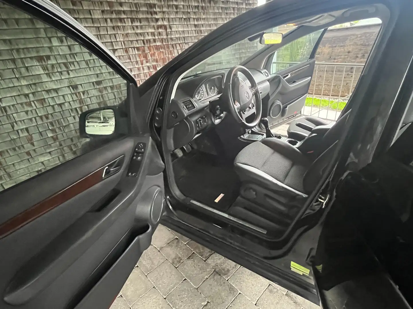 Mercedes-Benz A 150 A 150 Elegance Elegance Schwarz - 2