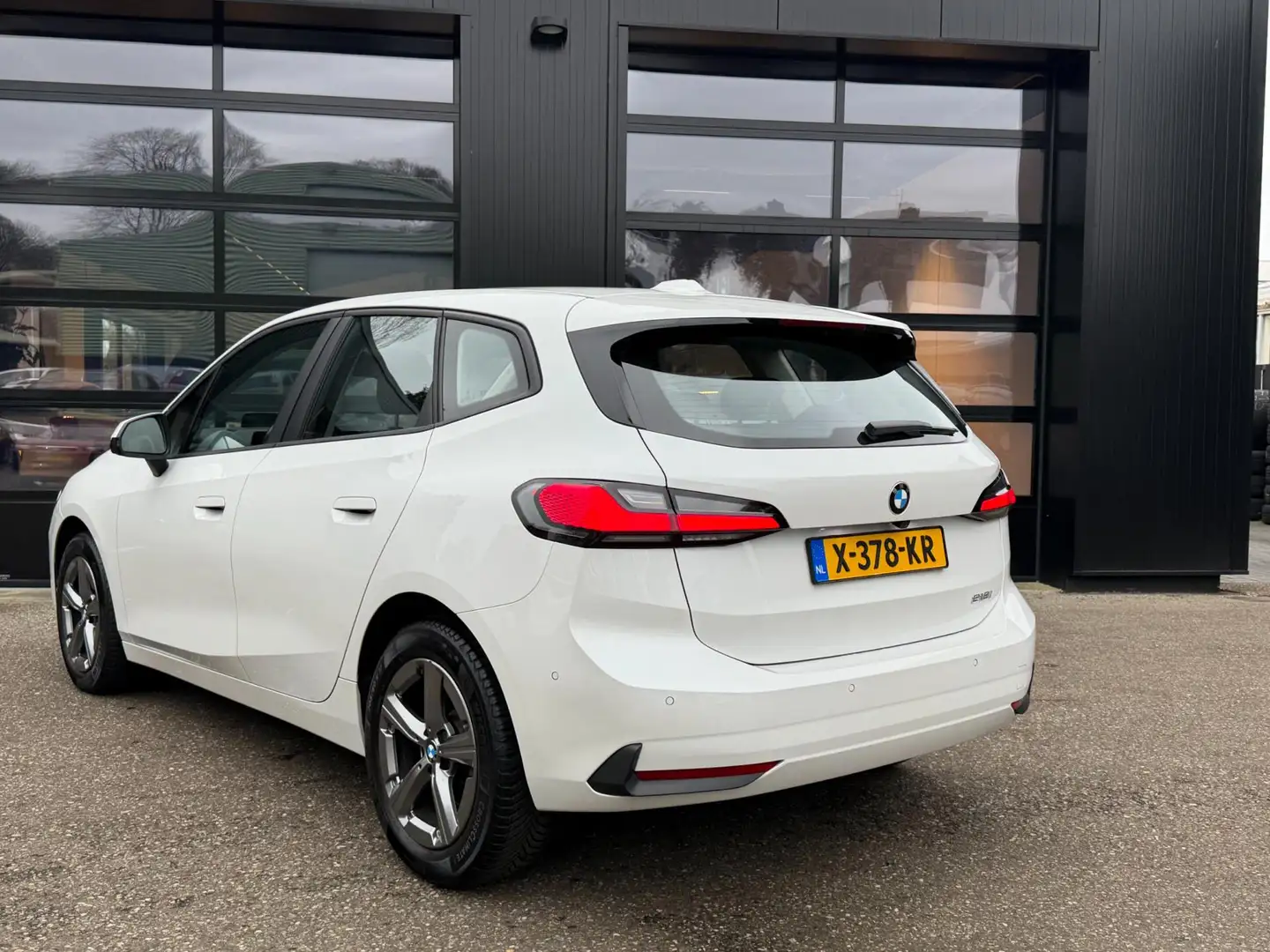 BMW 218 2-Serie Active Tourer 218i Luxury Line Headup Came Weiß - 2