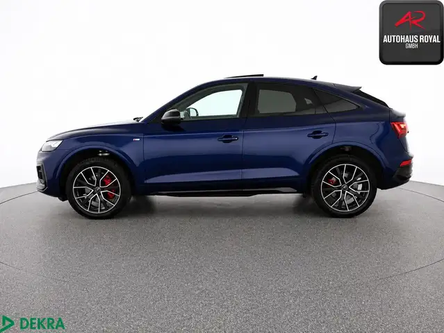 Audi Q5 view 2