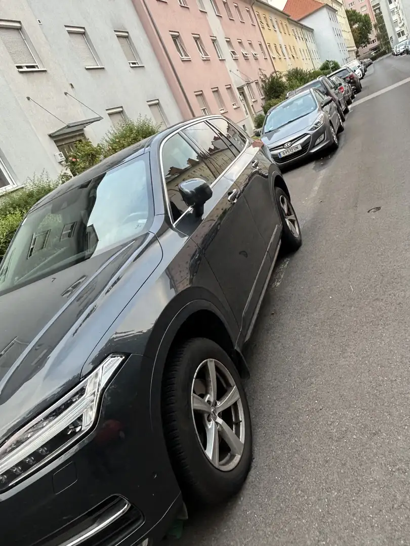 Volvo XC90 D5 AWD Geartronic Momentum - 2