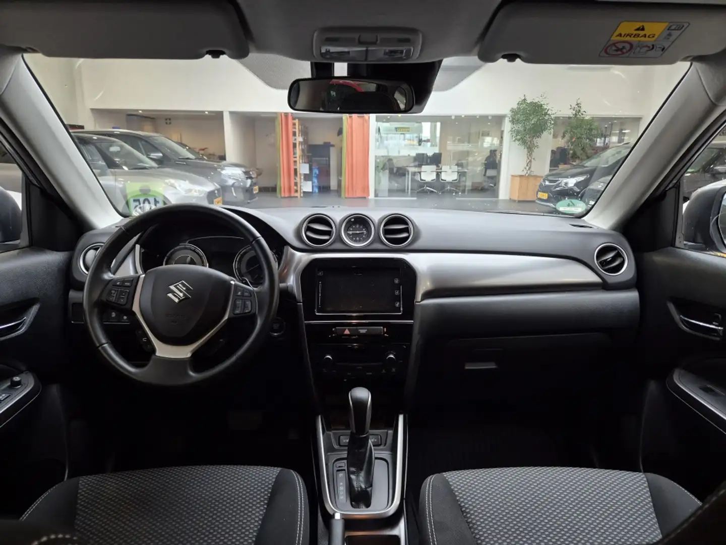 Suzuki Vitara 1.4 Boosterjet Select [ TREKHAAK | 1500 KG TREKGEW Grau - 2
