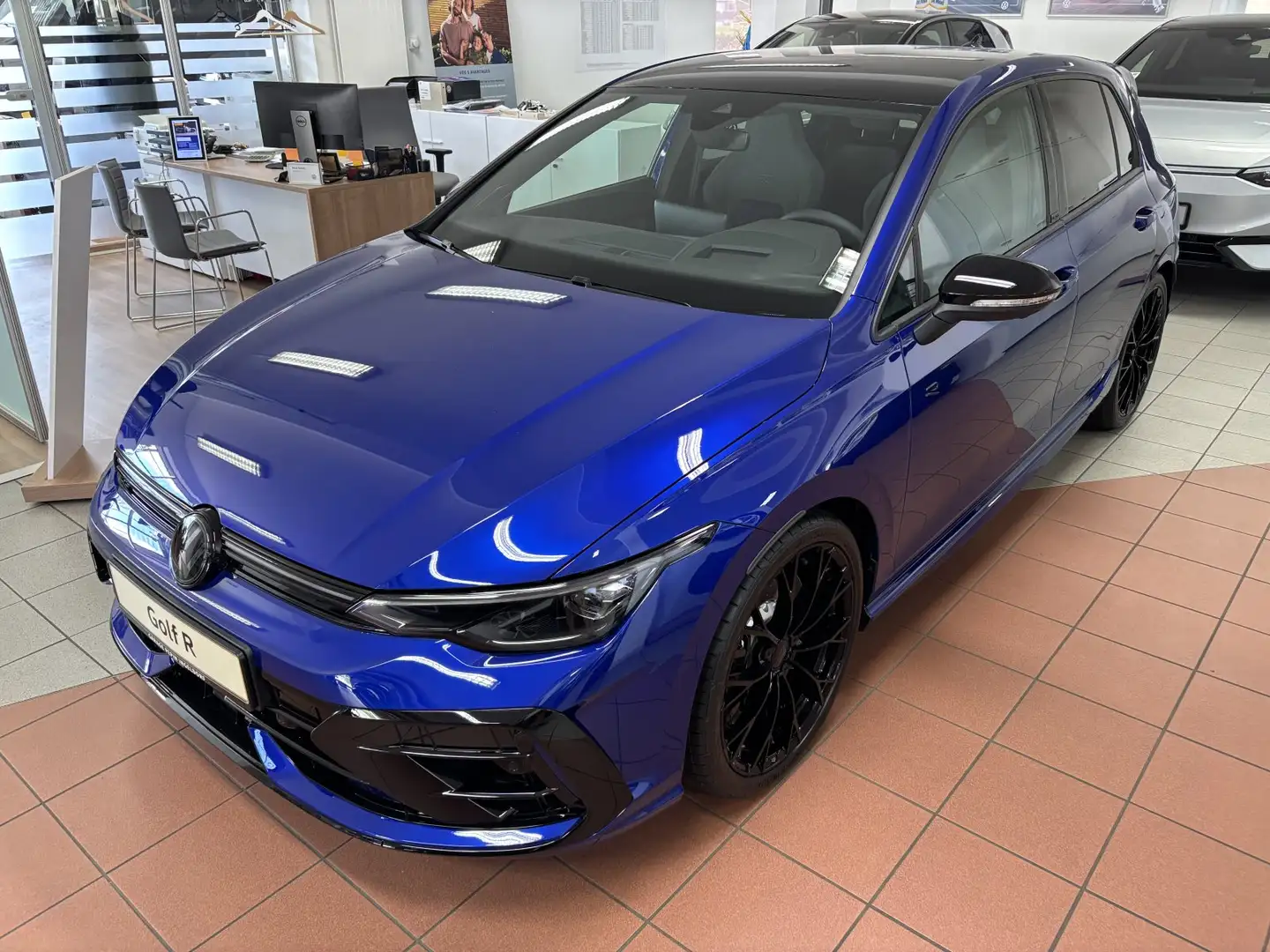 Volkswagen Golf VIII 4Motion R Black Edition/Performance Blau - 2