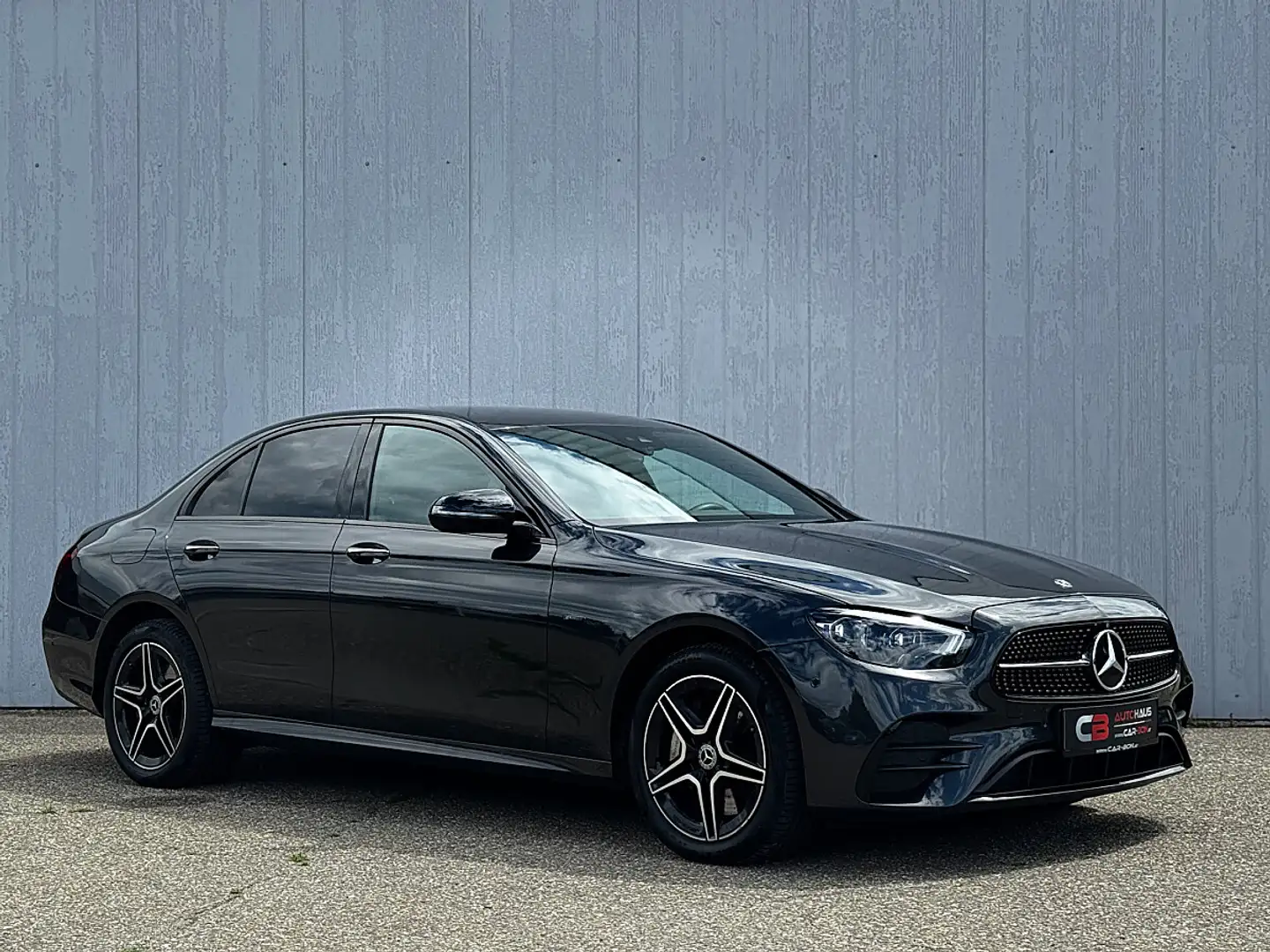 Mercedes-Benz E 300 de PHEV 4Matic Aut. AMG Burmester AHK Grau - 1