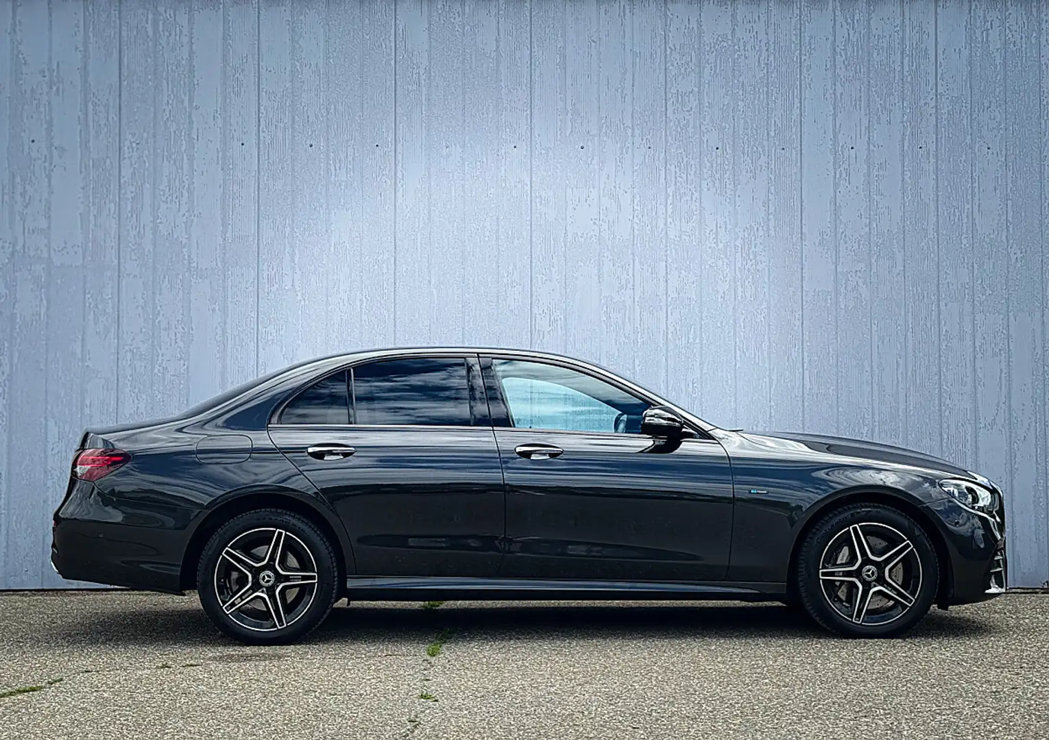Mercedes-Benz E 300 de PHEV 4Matic Aut. AMG Burmester AHK Grau - 2