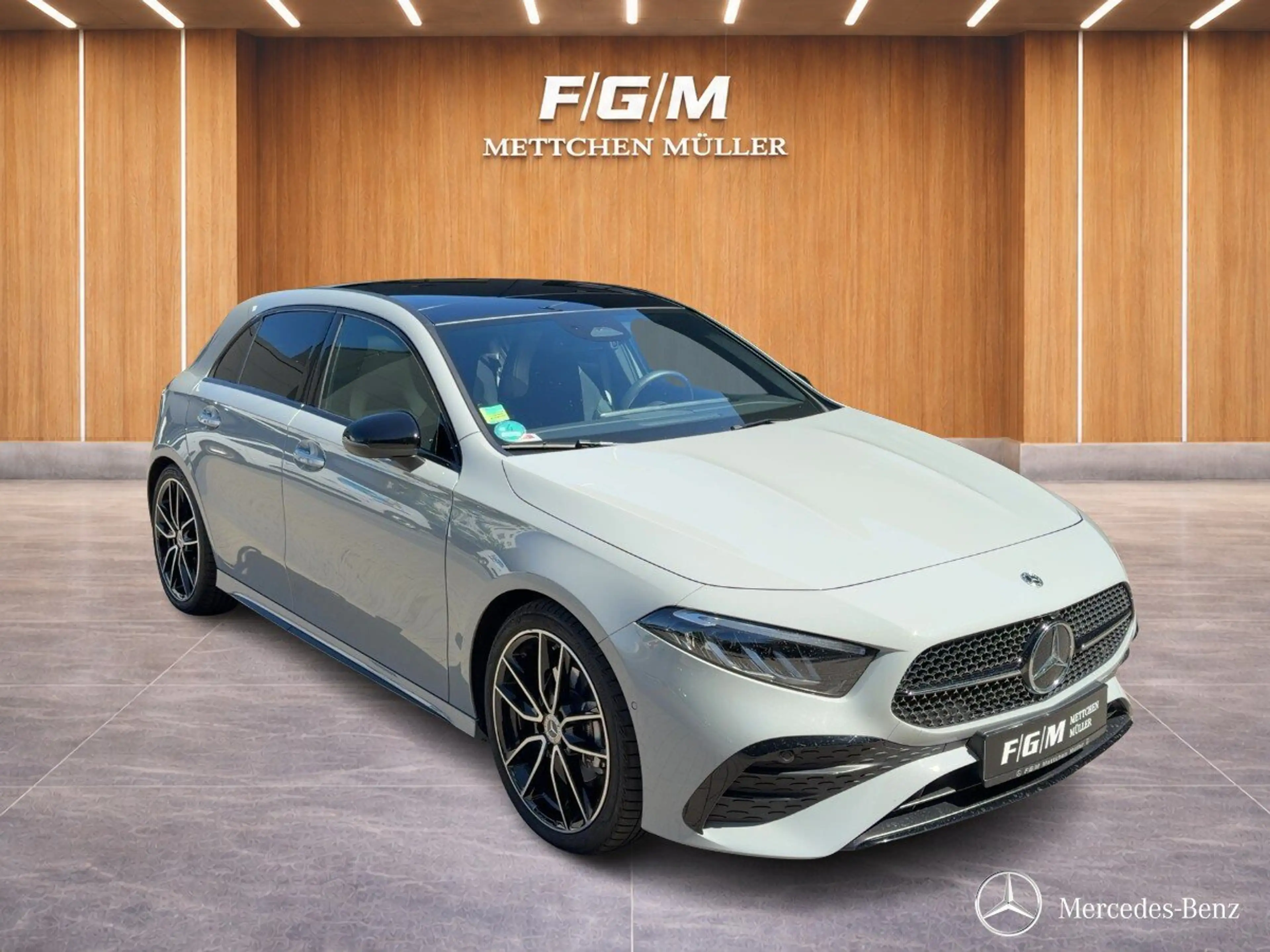 Mercedes-Benz A 200 A 200 AMG-Line/Amb./LED/Pano/Keyless/Night/MBUX. — photo 4