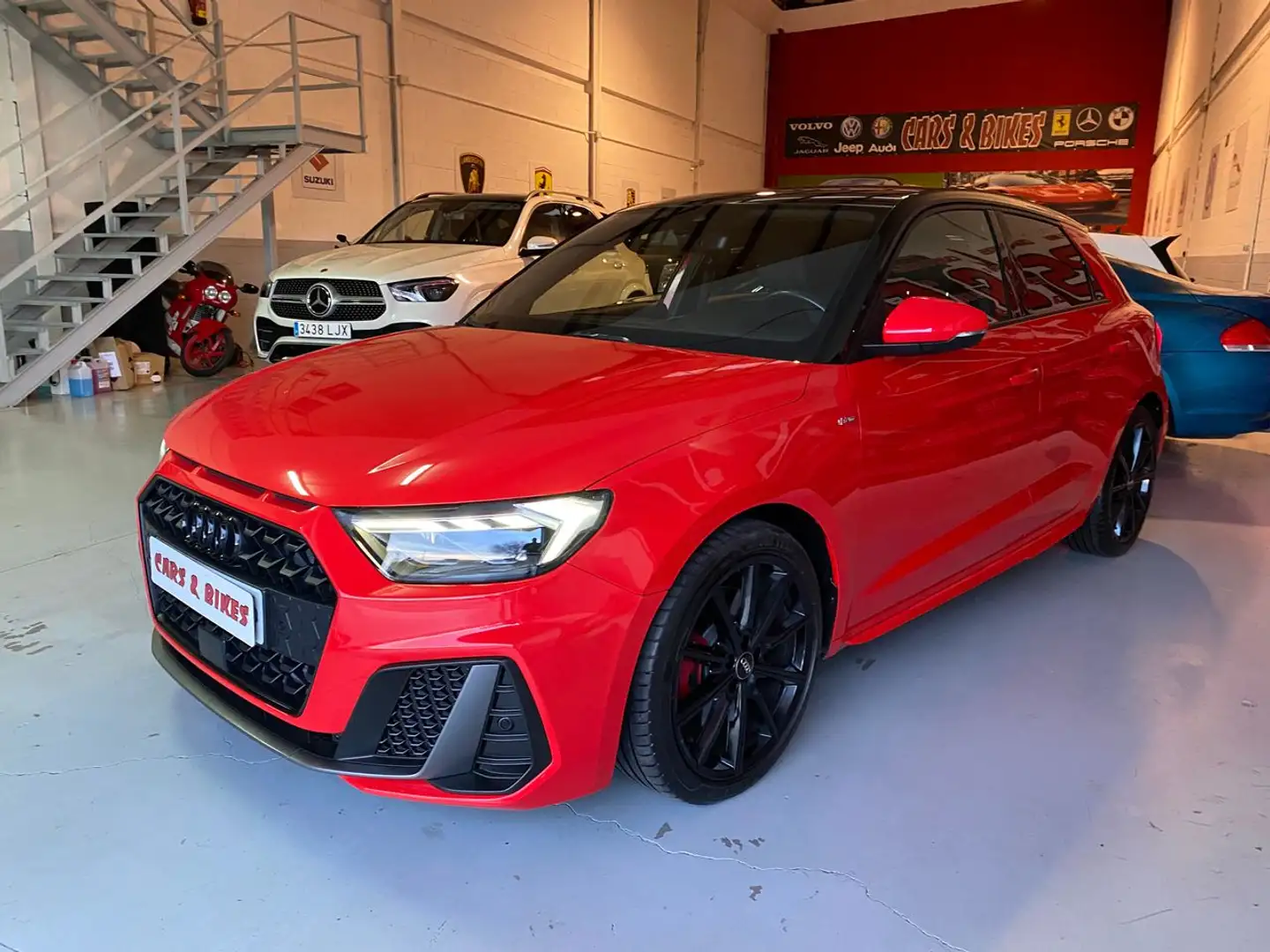 Audi A1 Sportback 40 TFSI S line S tronic Rouge - 2
