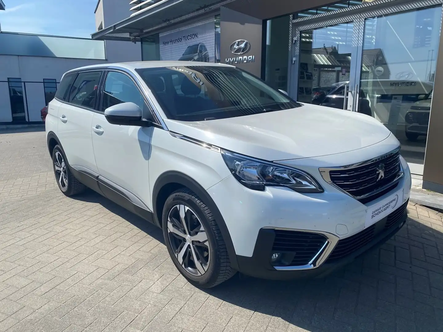 Peugeot 5008 1.2 benzine 130pk Automatic 7 plaatsen Fehér - 1
