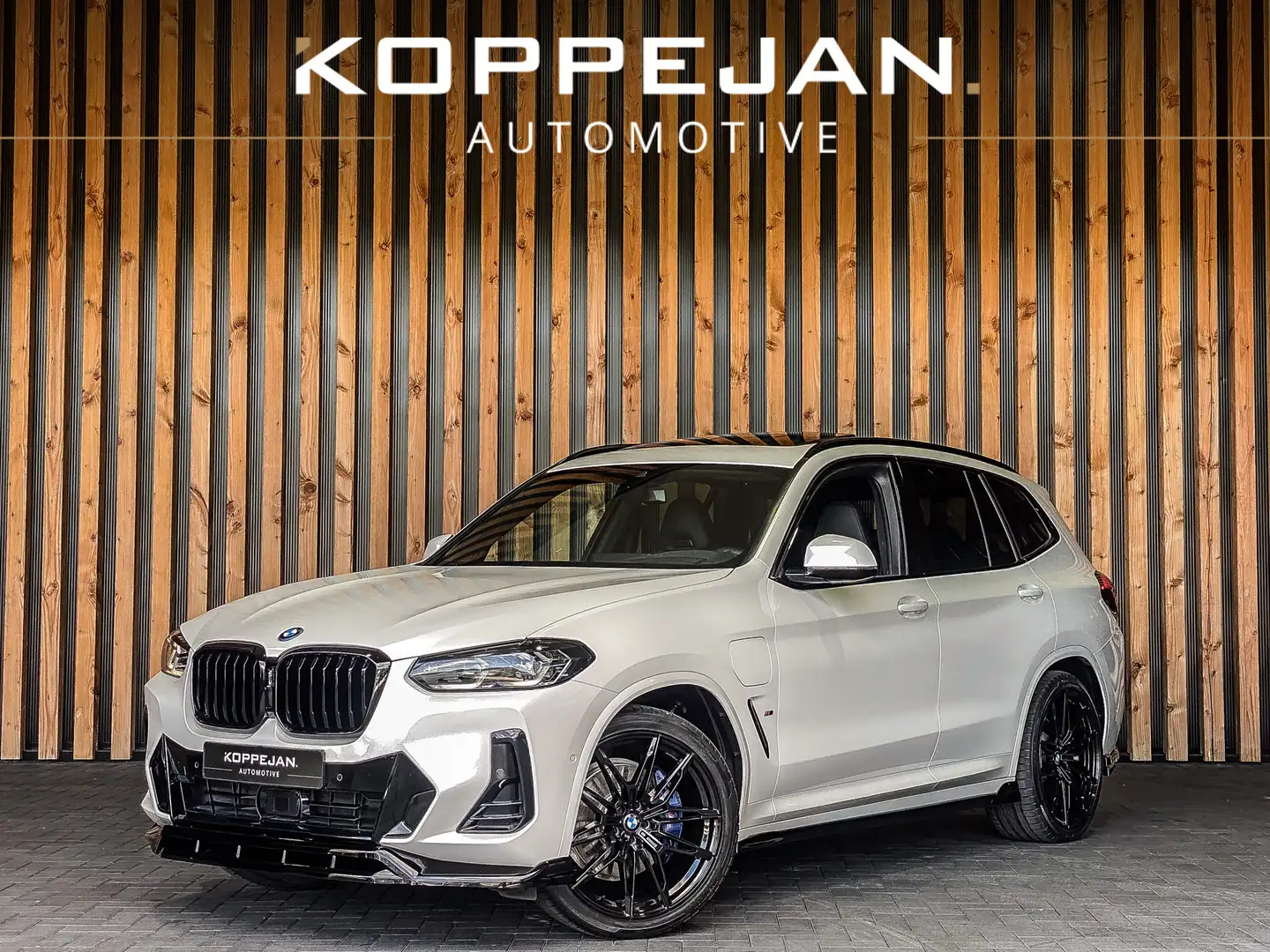BMW X3 xDrive30e 292PK High Executive M-Sport | M-SPORT K Wit - 1