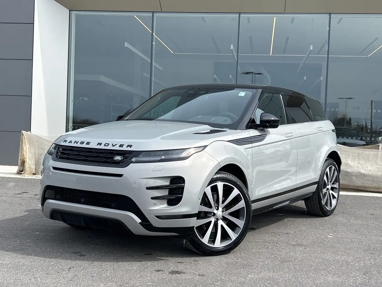2026 Land Rover Range Rover Evoque