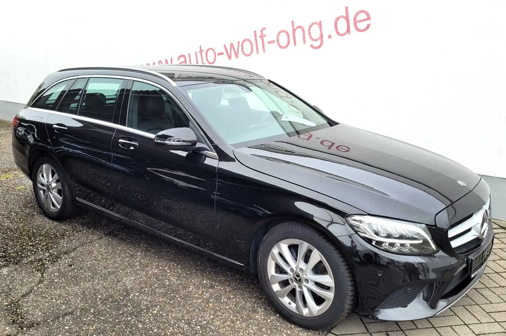 Mercedes-Benz C 200 T CGI avantgarde 9G-DCT, LED, Navi, PTS... Noir - 1