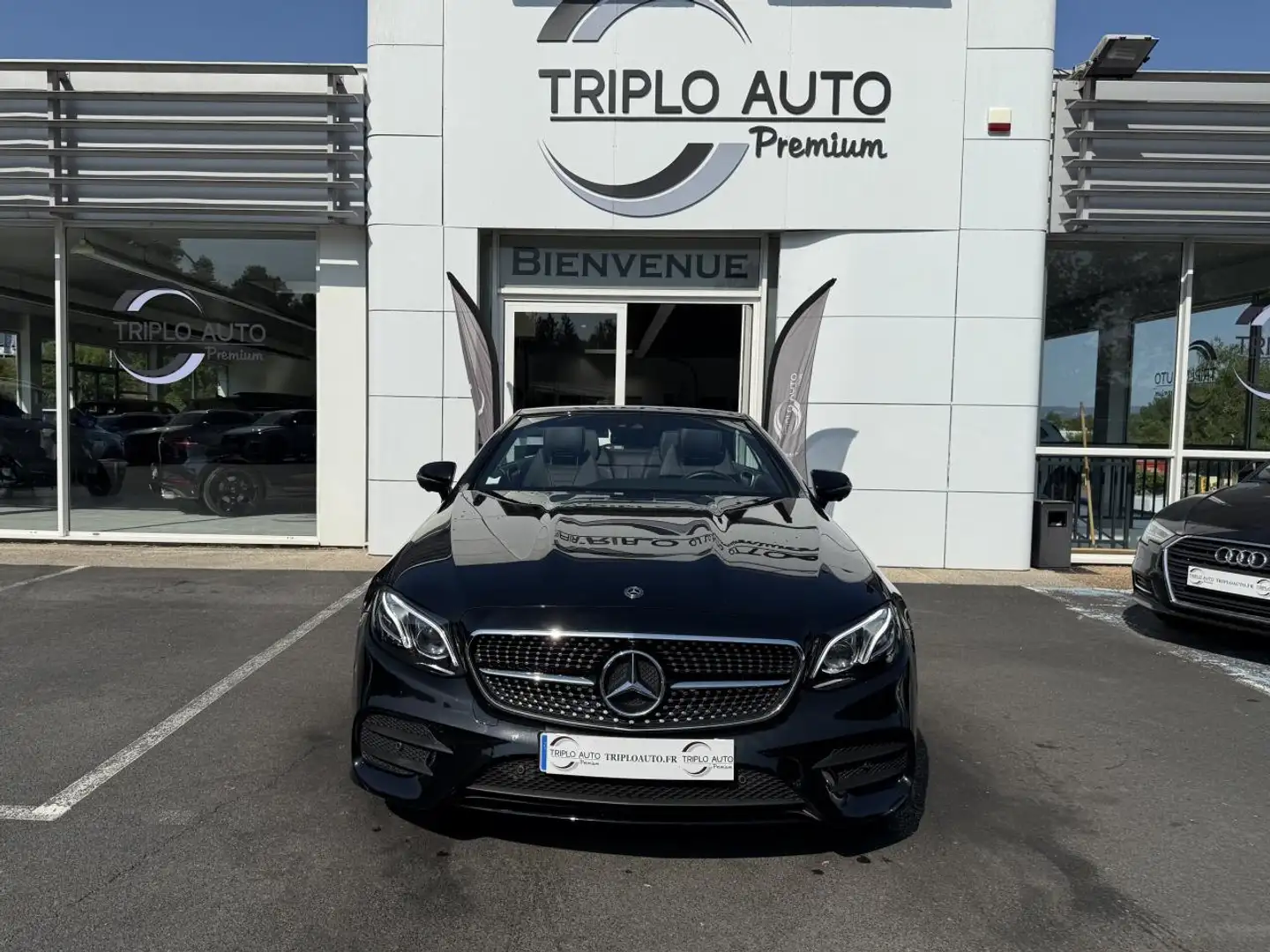 Mercedes-Benz E 220 Cabriolet E 220 d - BVA 9G-Tronic CABRIOLET - AMG  Noir - 2