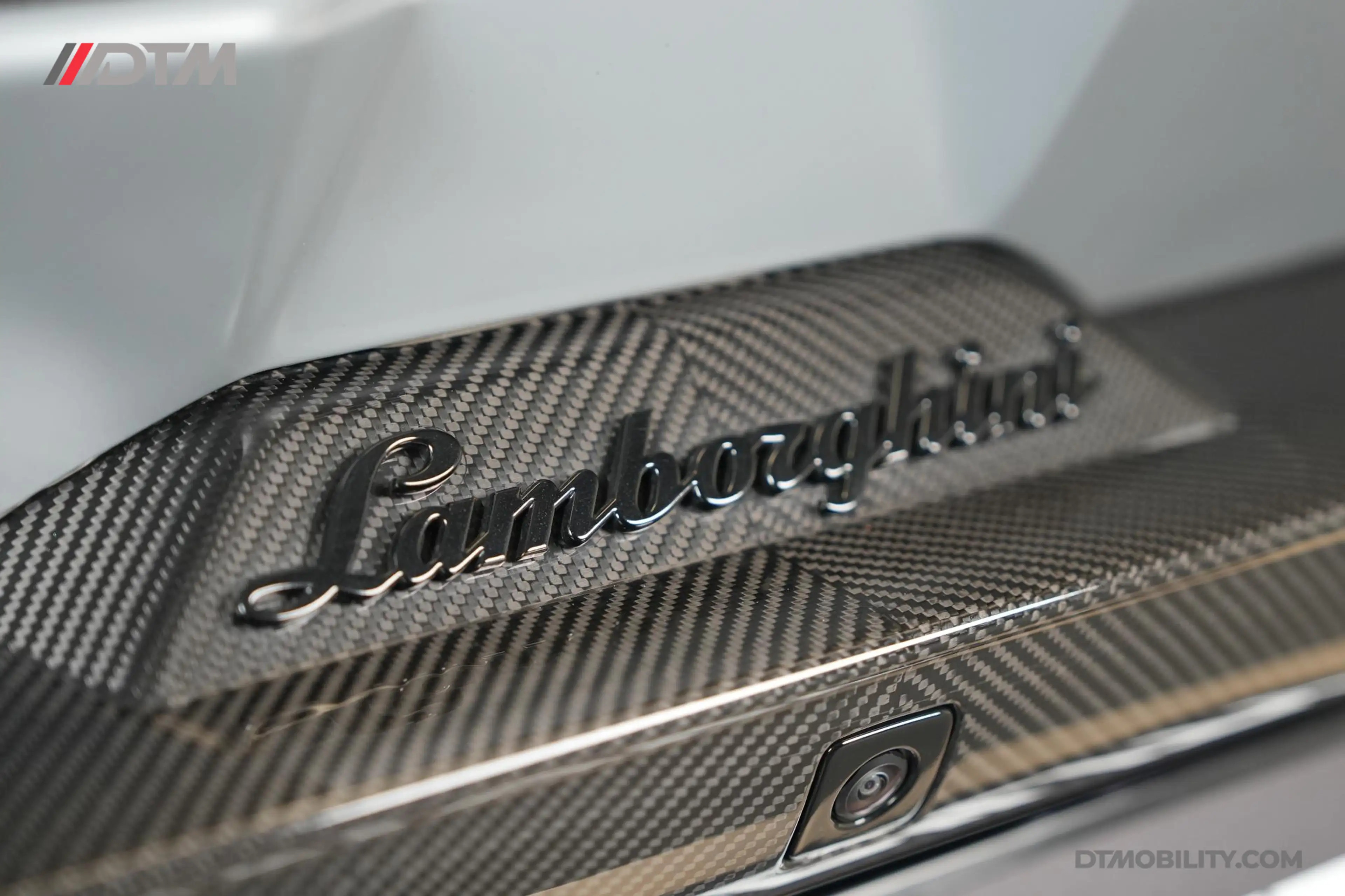 Lamborghini Revuelto | Passenger Display | Carbon Interior — photo 13