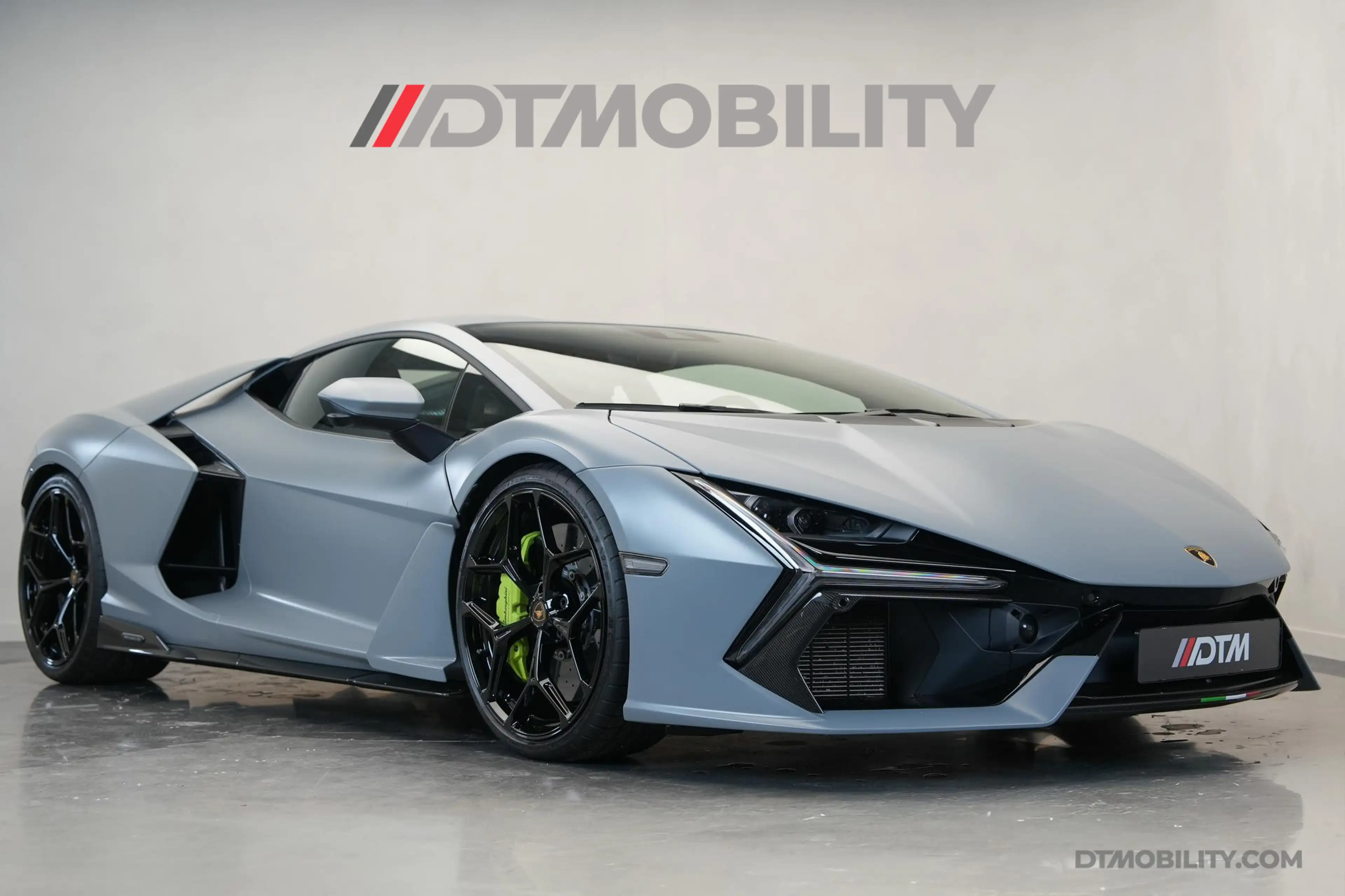 Lamborghini Revuelto | Passenger Display | Carbon Interior — photo 11