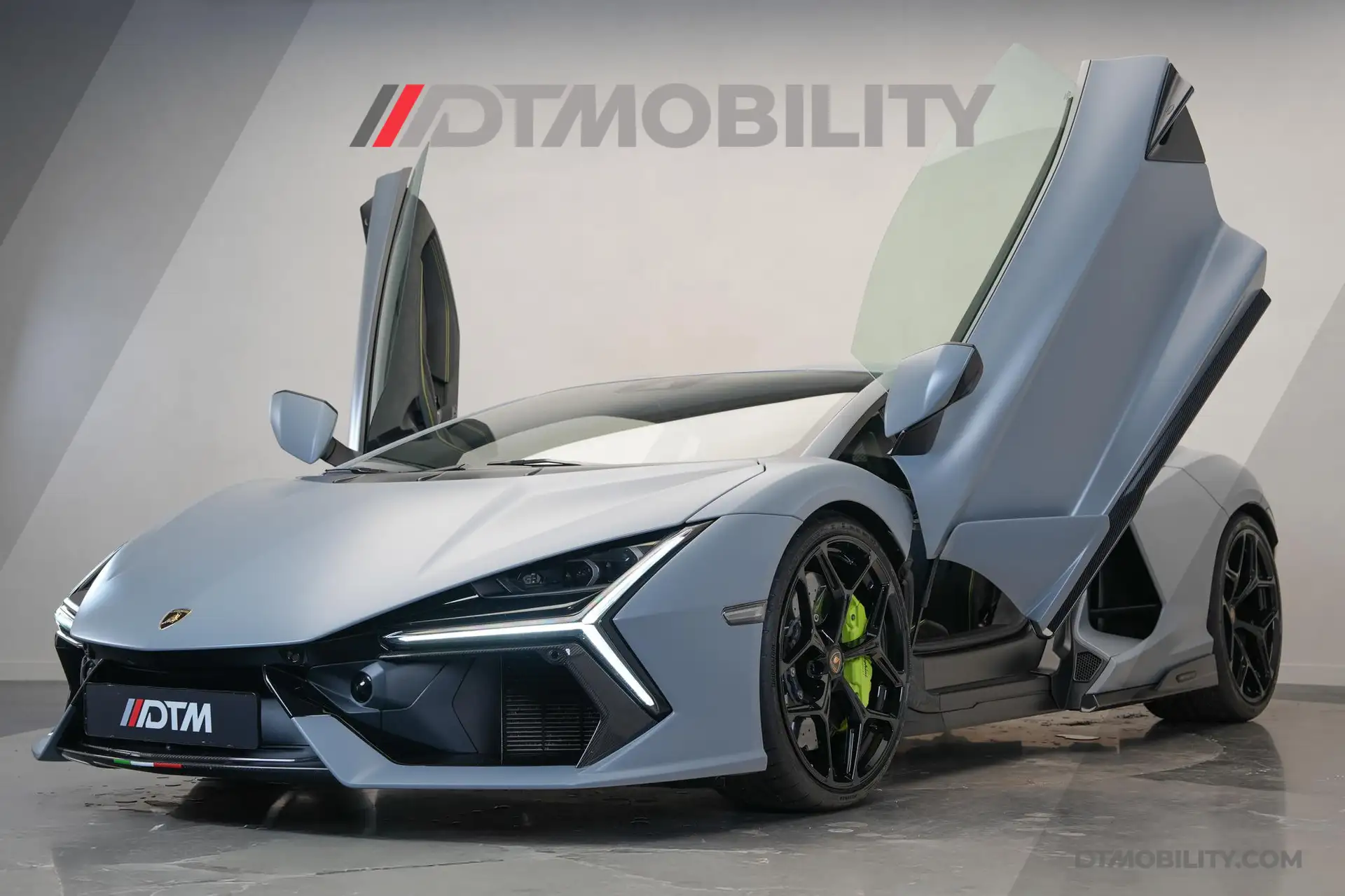 람보르기니 레부엘토 6.5 Plug-in Hybrid 2024 화이트 사진 1