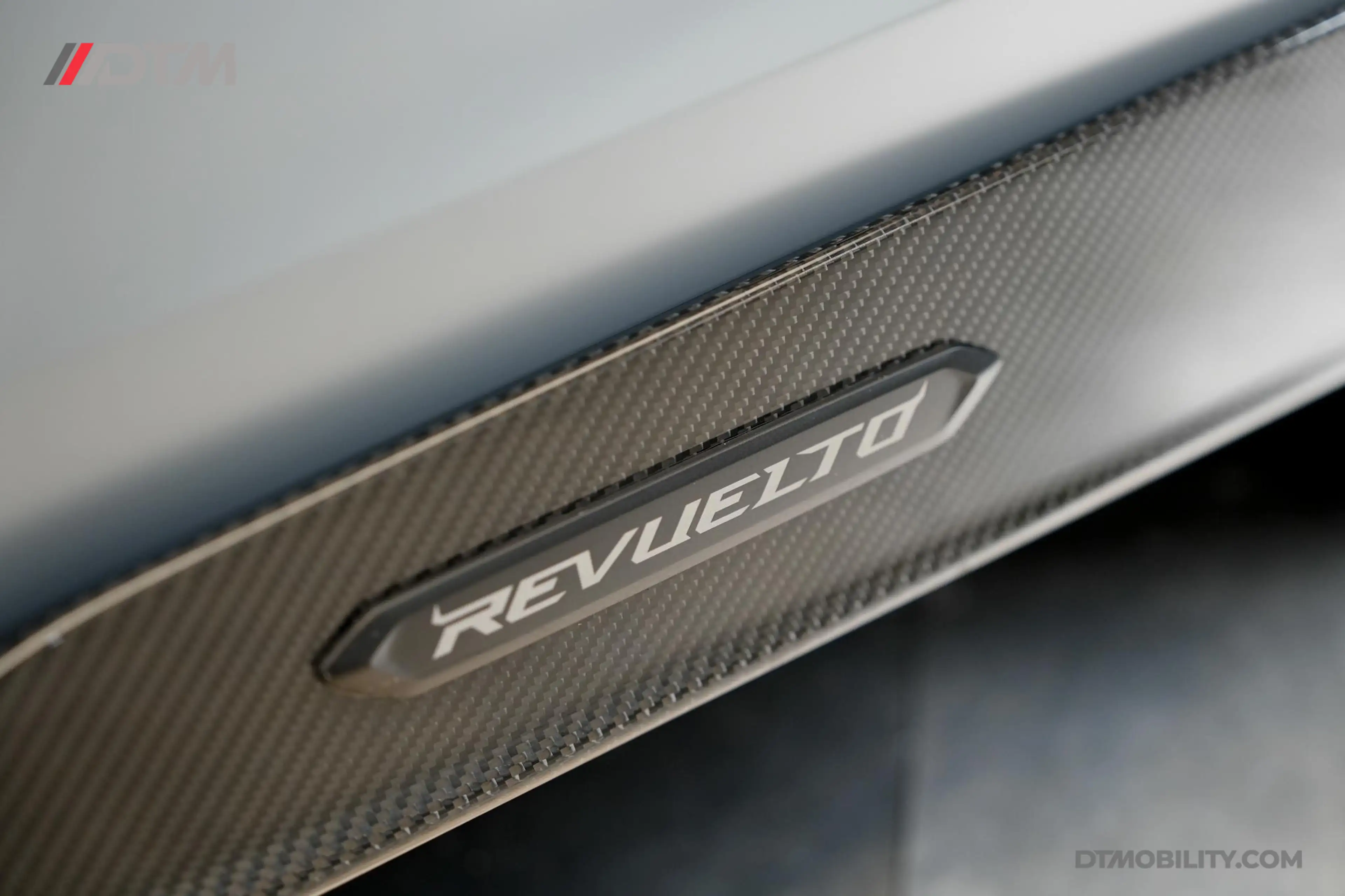 Lamborghini Revuelto | Passenger Display | Carbon Interior — photo 44