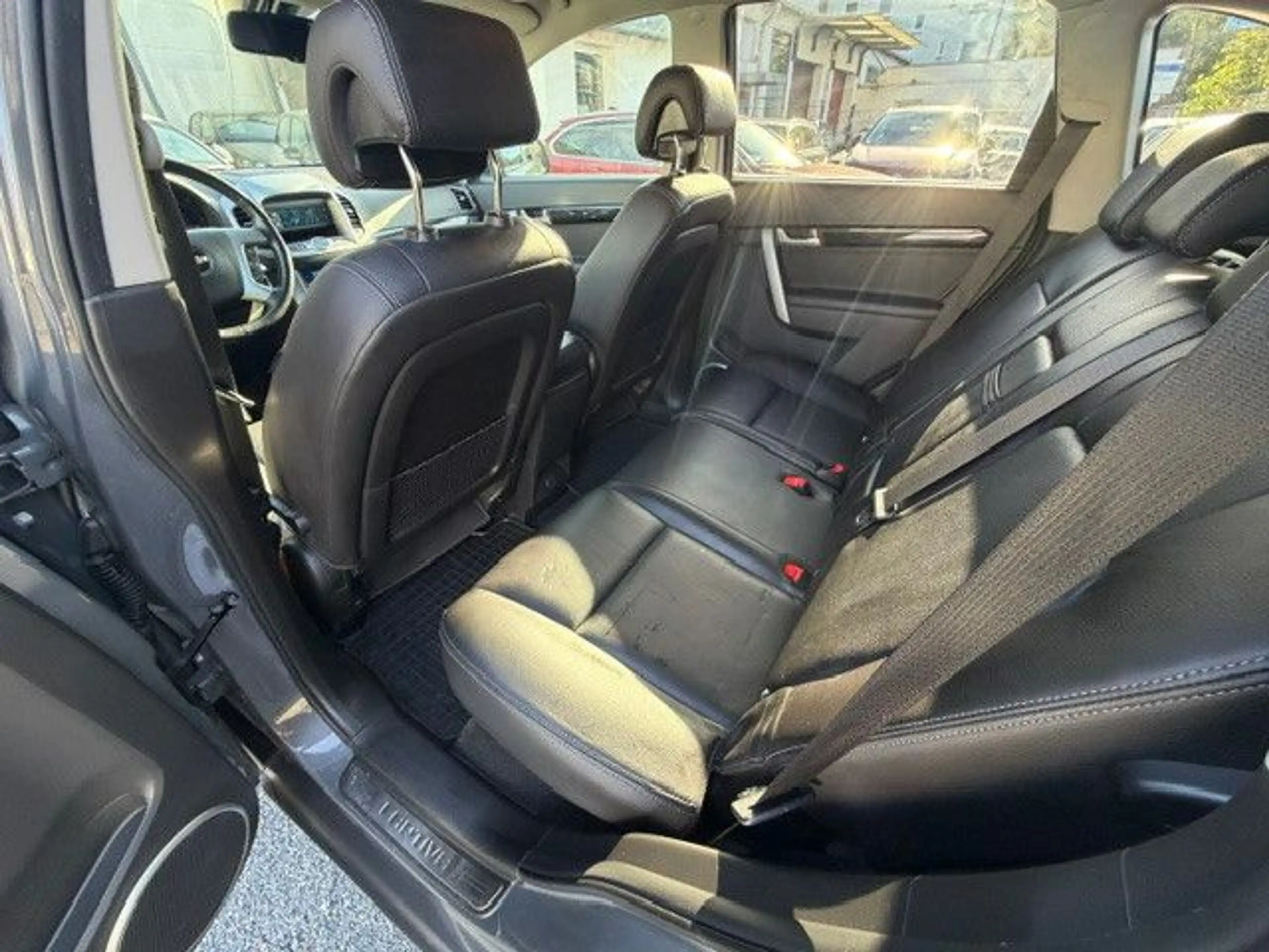 Chevrolet Captiva 2.2 D LT+ — photo 12