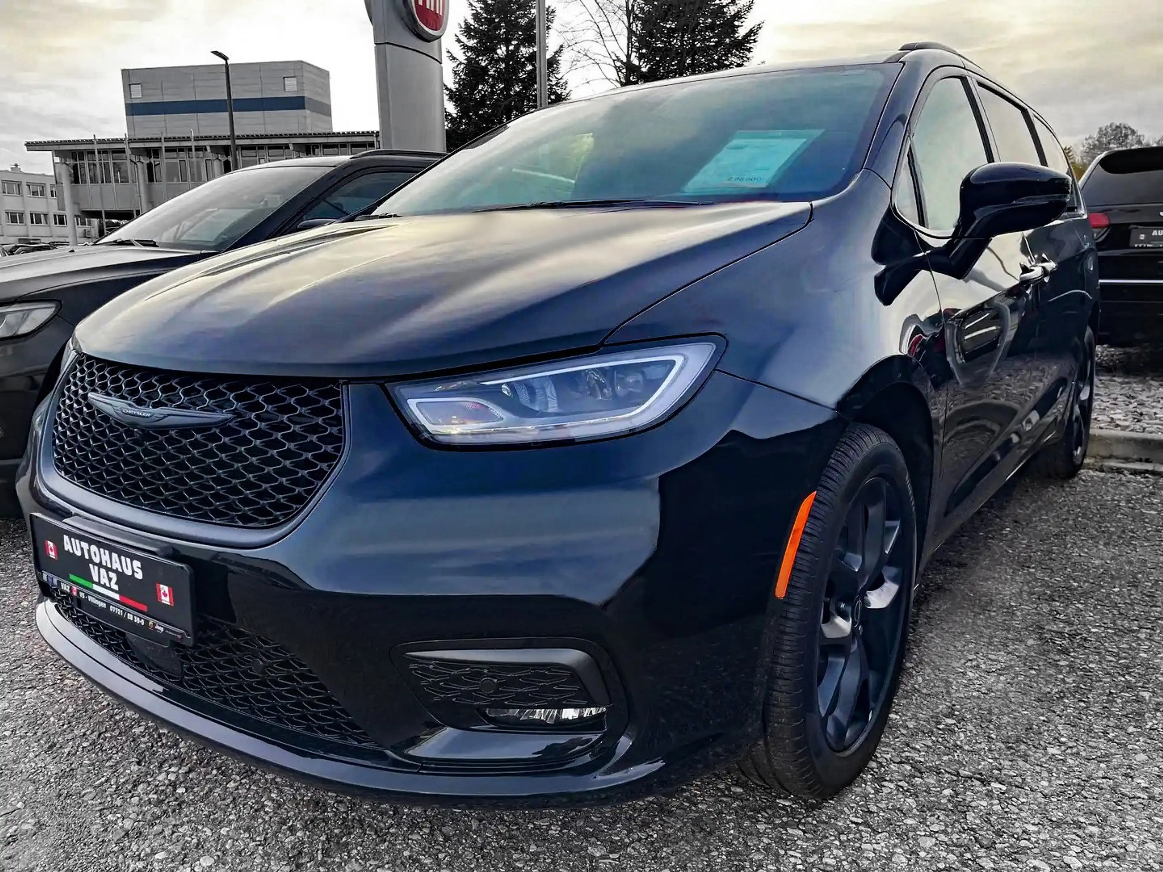 Chrysler Pacifica Limited 3,6 V6 4X4 — photo 2