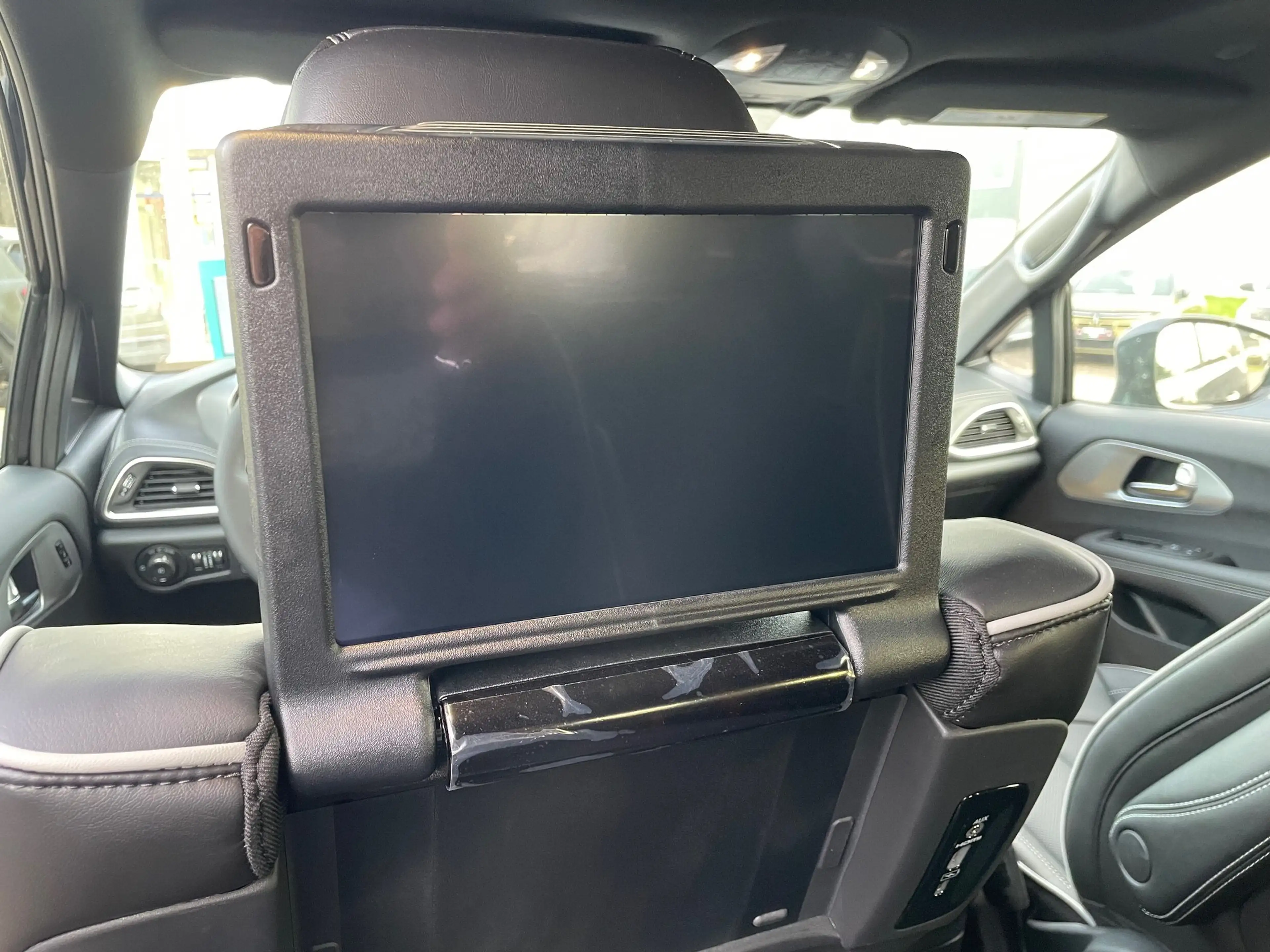 Chrysler Pacifica Limited 3,6 V6 4X4 — photo 11