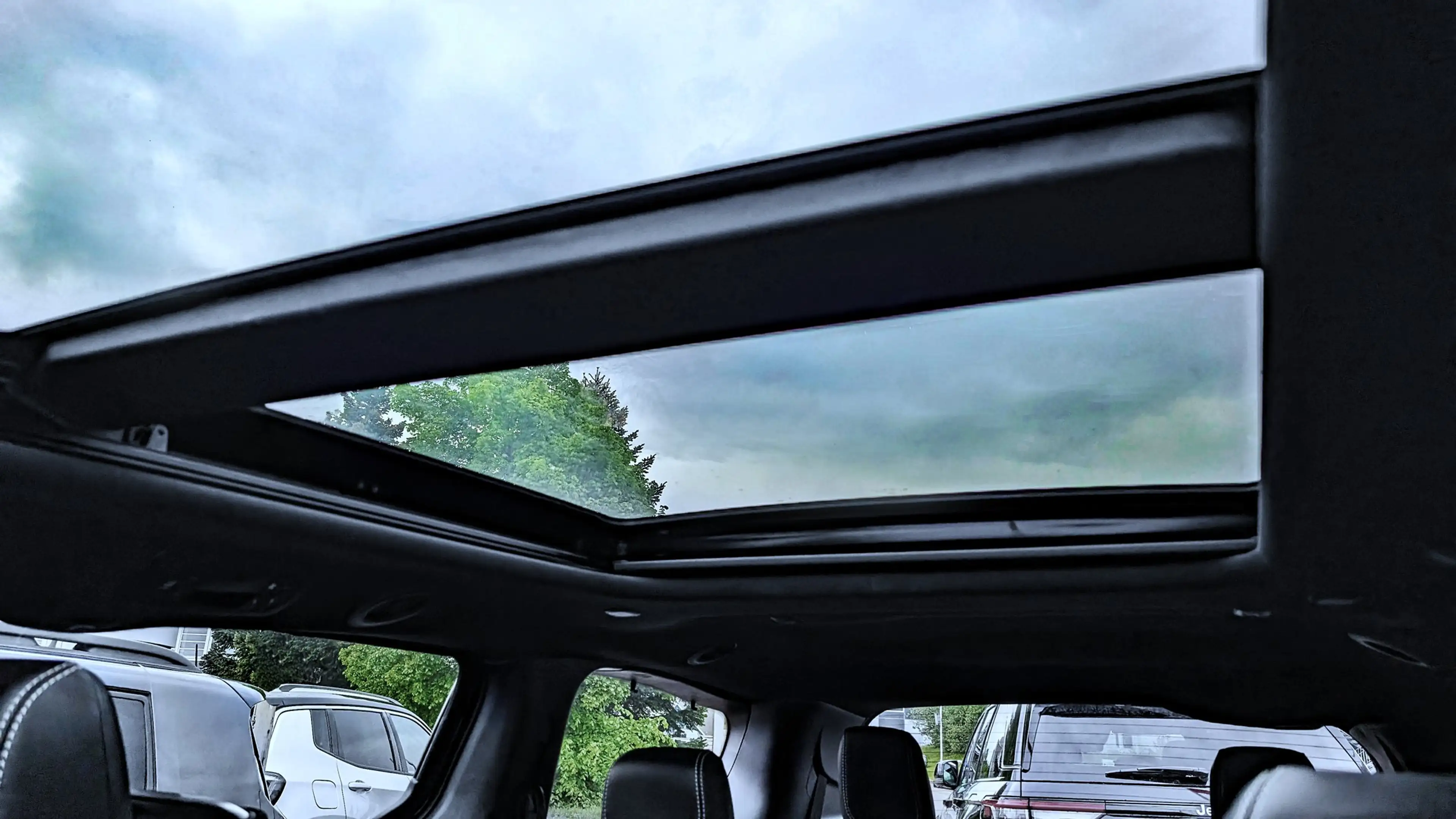 Chrysler Pacifica Limited 3,6 V6 4X4 — photo 13