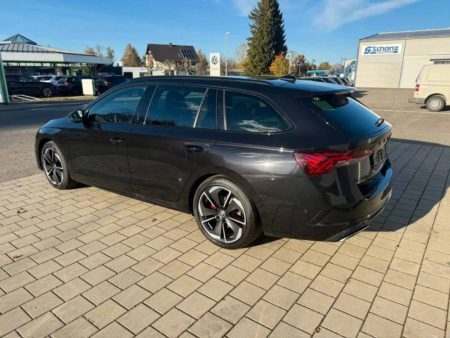 Skoda Octavia Combi RS 4x4 Columbus|AHK|Canton|PanoDa Noir - 2