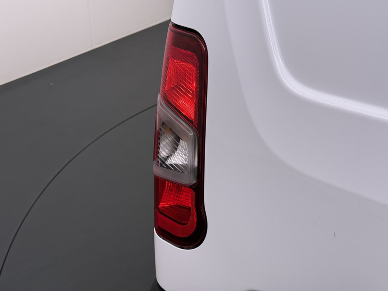 Peugeot Partner 1.2 PureTech BENZINE, EX LEASE AIRCO, Navigatie, C — photo 6
