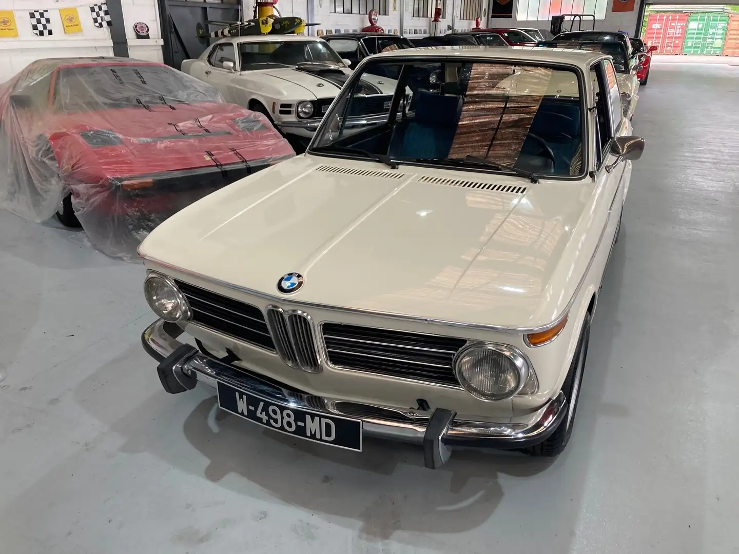 BMW 2002 2000 TOURING de 1971 en stock en France Blanc - 2