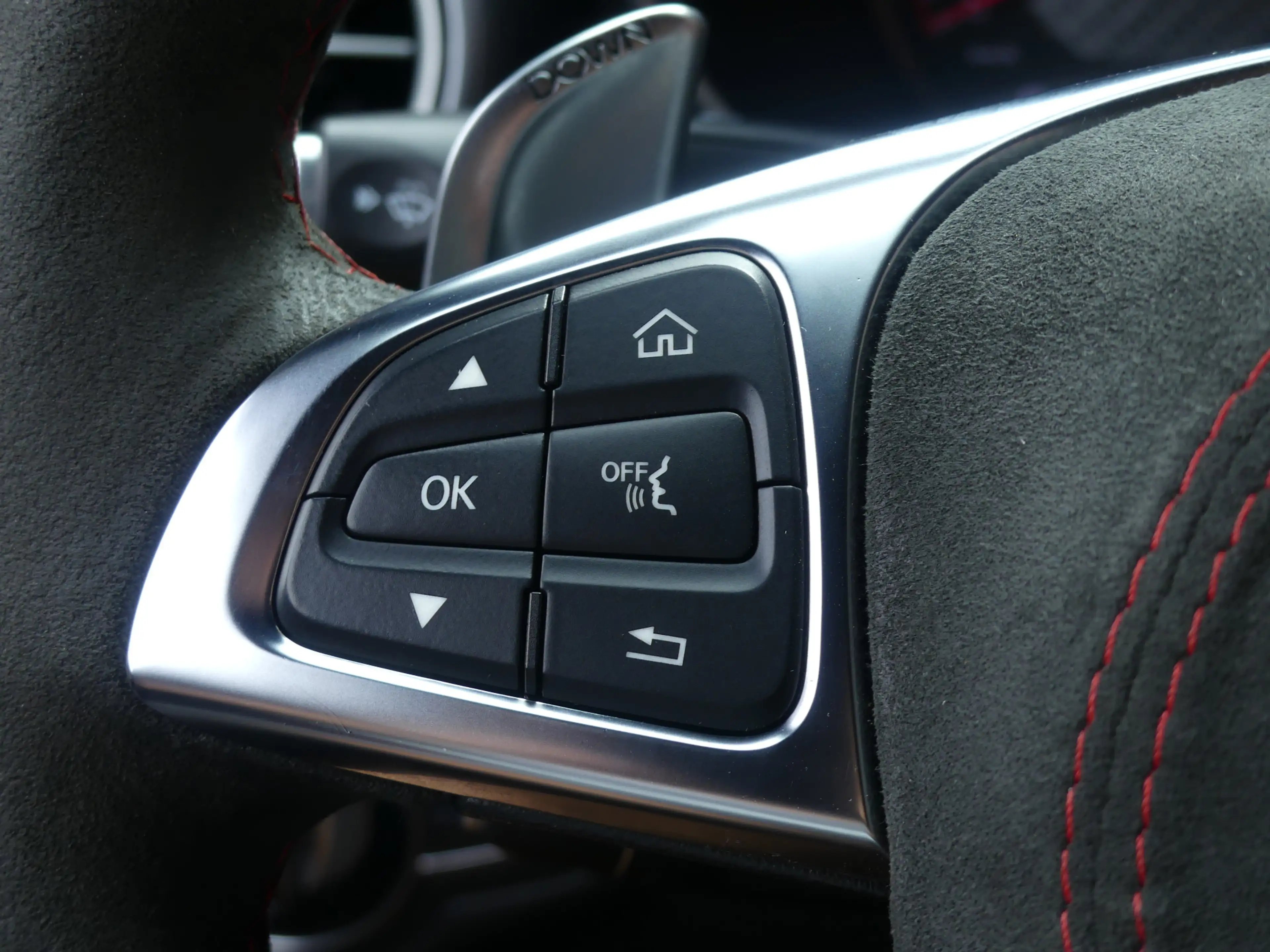 Mercedes-Benz C 63 AMG S Edition 1 Headup Display Kuipstoelen Burmester — photo 13