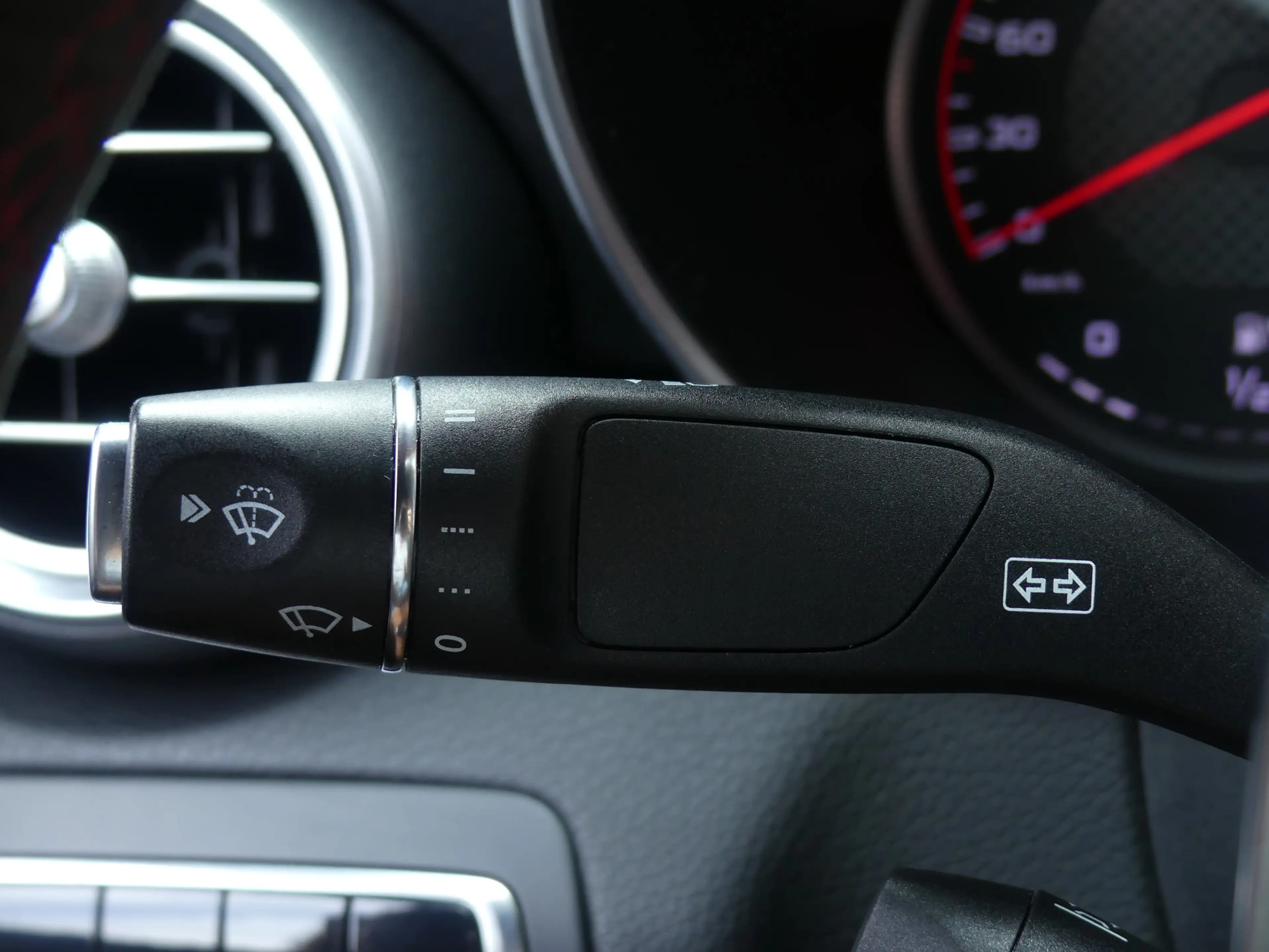 Mercedes-Benz C 63 AMG S Edition 1 Headup Display Kuipstoelen Burmester — photo 10