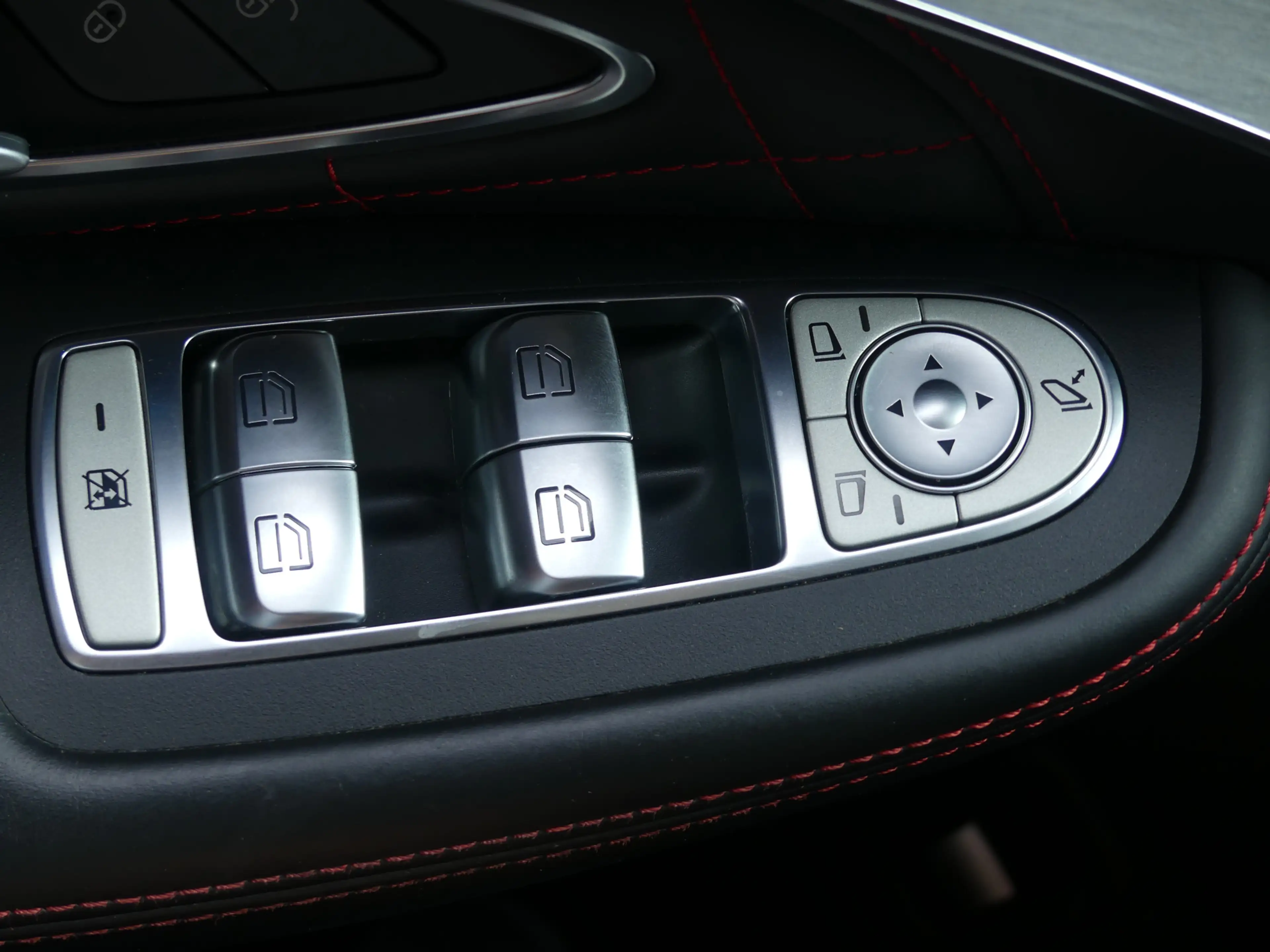 Mercedes-Benz C 63 AMG S Edition 1 Headup Display Kuipstoelen Burmester — photo 8