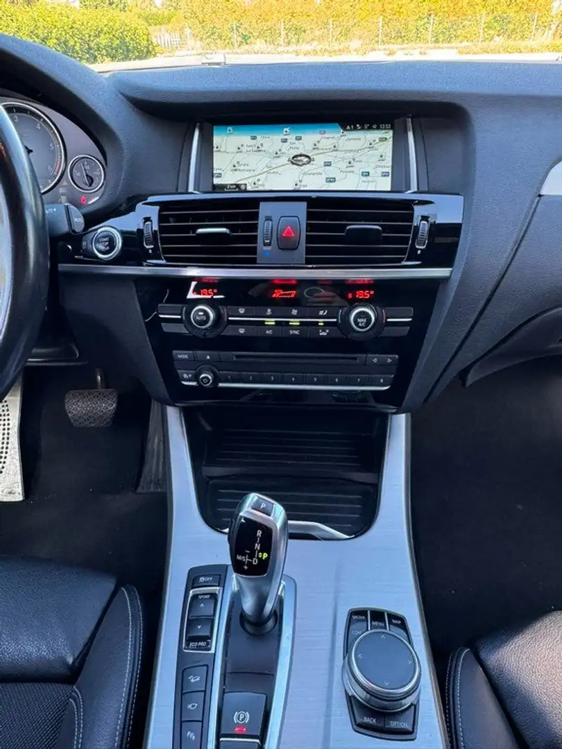 BMW X4 X4 xdrive20d auto my16 Stříbrná - 2