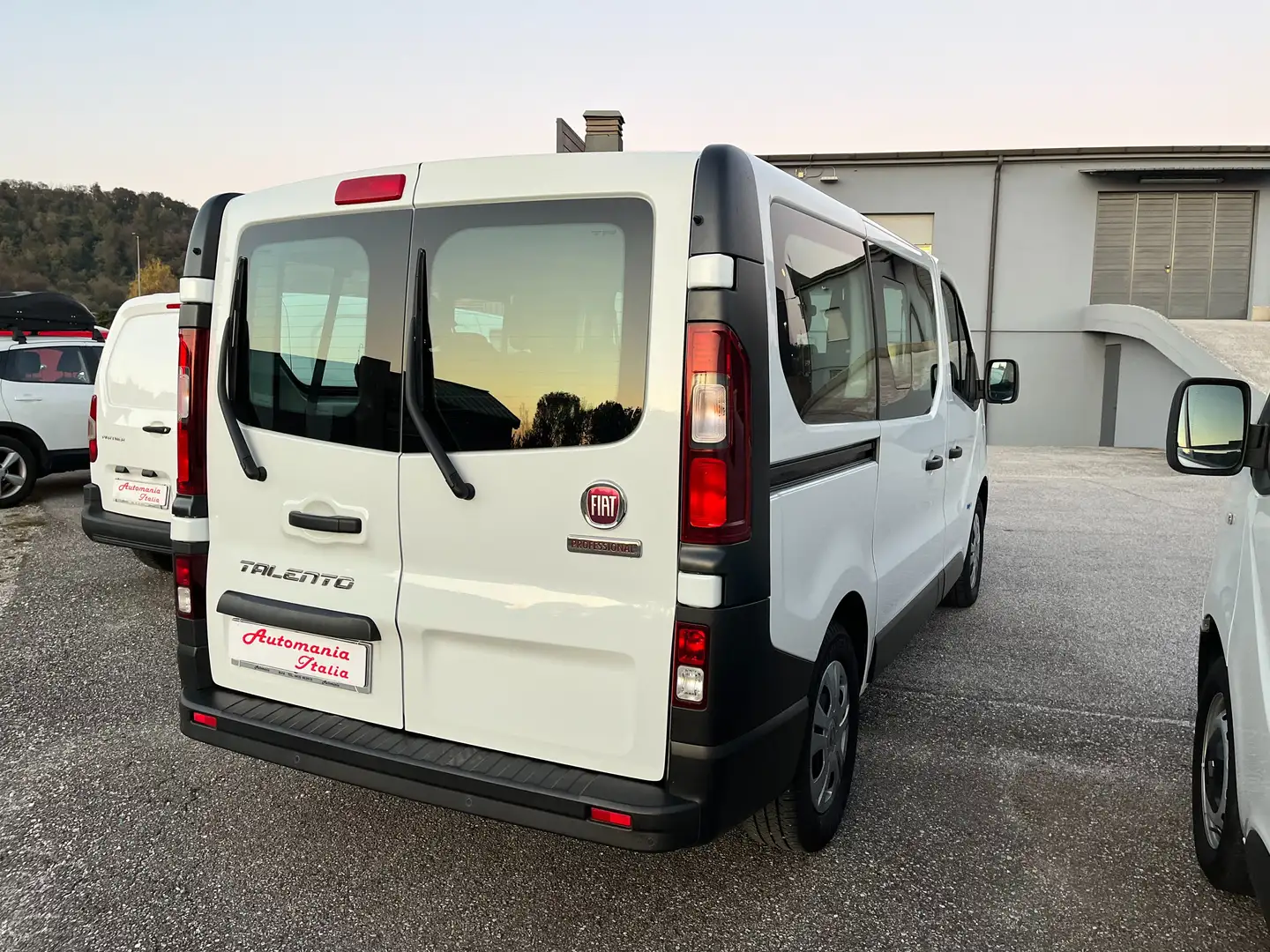 Fiat Talento 9 posti Blanco - 2