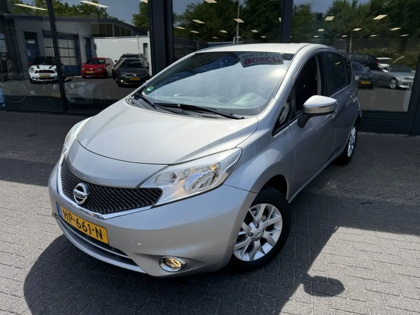 Nissan Note 1.2 Acenta Grijs - 1
