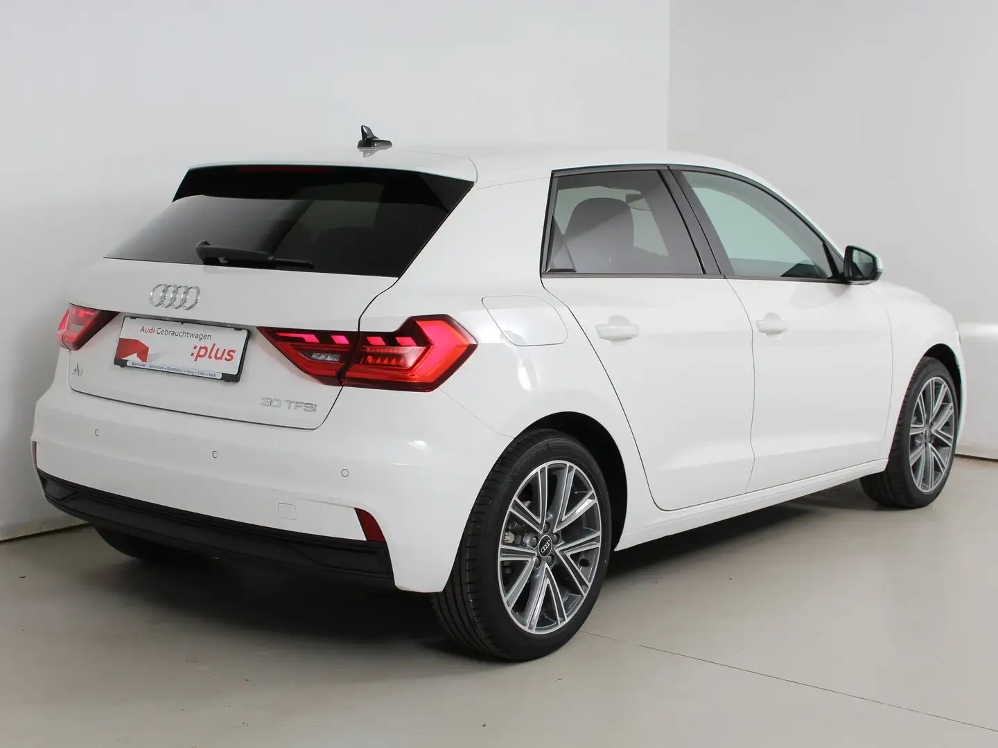 Audi A1 30 TFSI intense Weiß - 2