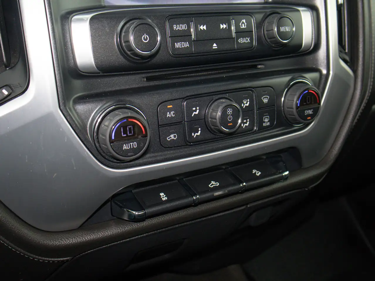 GMC Sierra 1500 photo GMC Sierra 1500