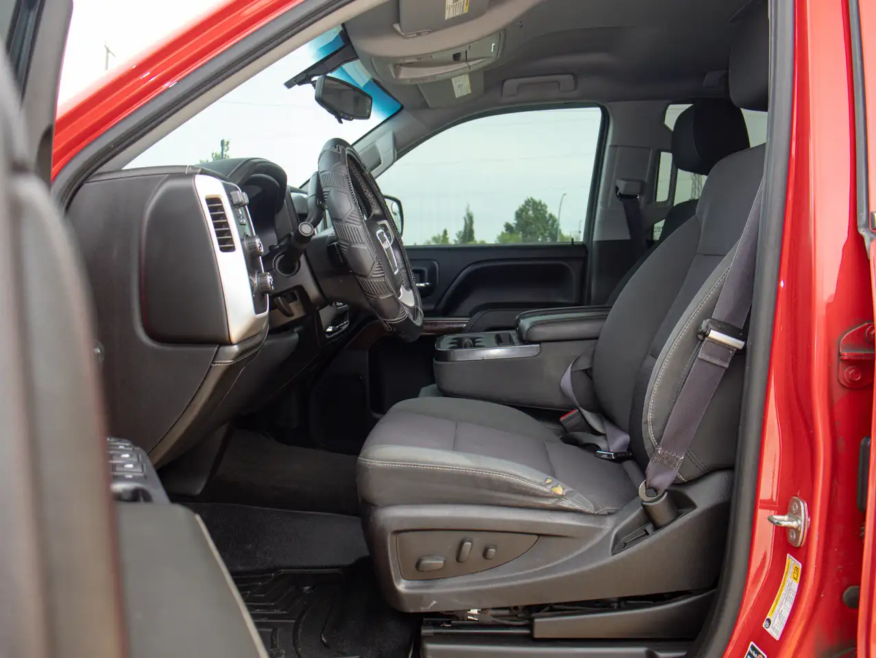GMC Sierra 1500 photo GMC Sierra 1500
