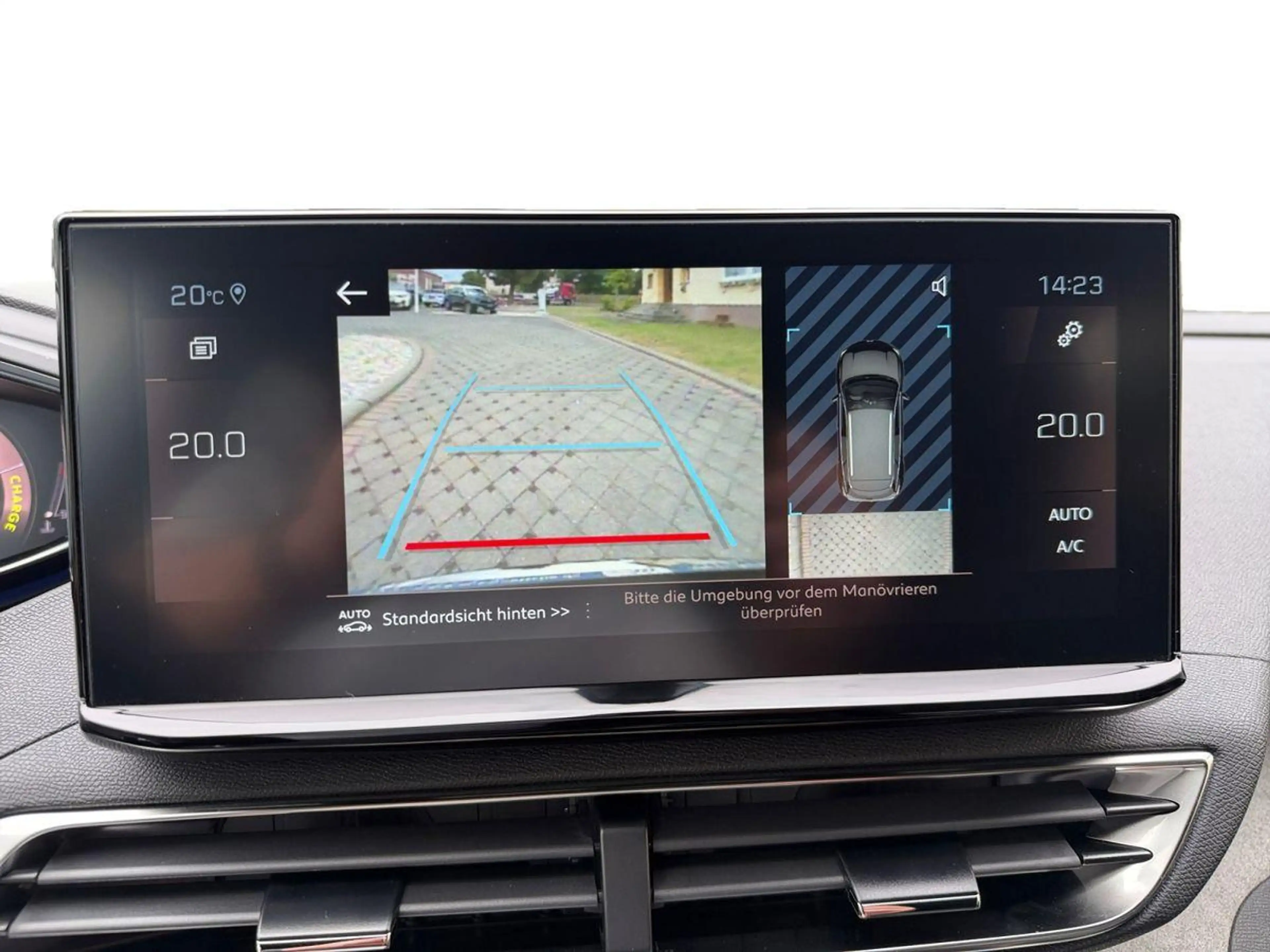 Peugeot 3008 GT Hybrid 136 - LED/NAVI/ACC/KLIMAAUT/KAMERA/PDC — photo 15